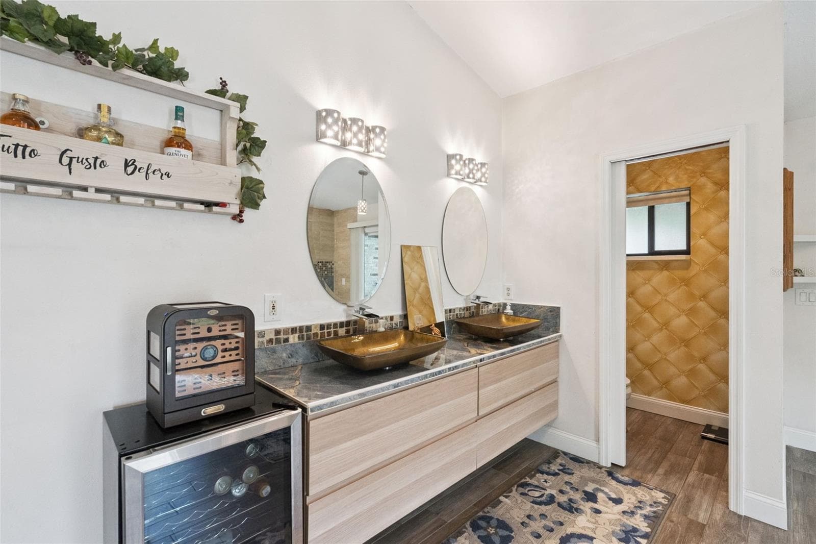 Primary Bedroom Double sink - 3501 HILL STREAM AVE, APOPKA