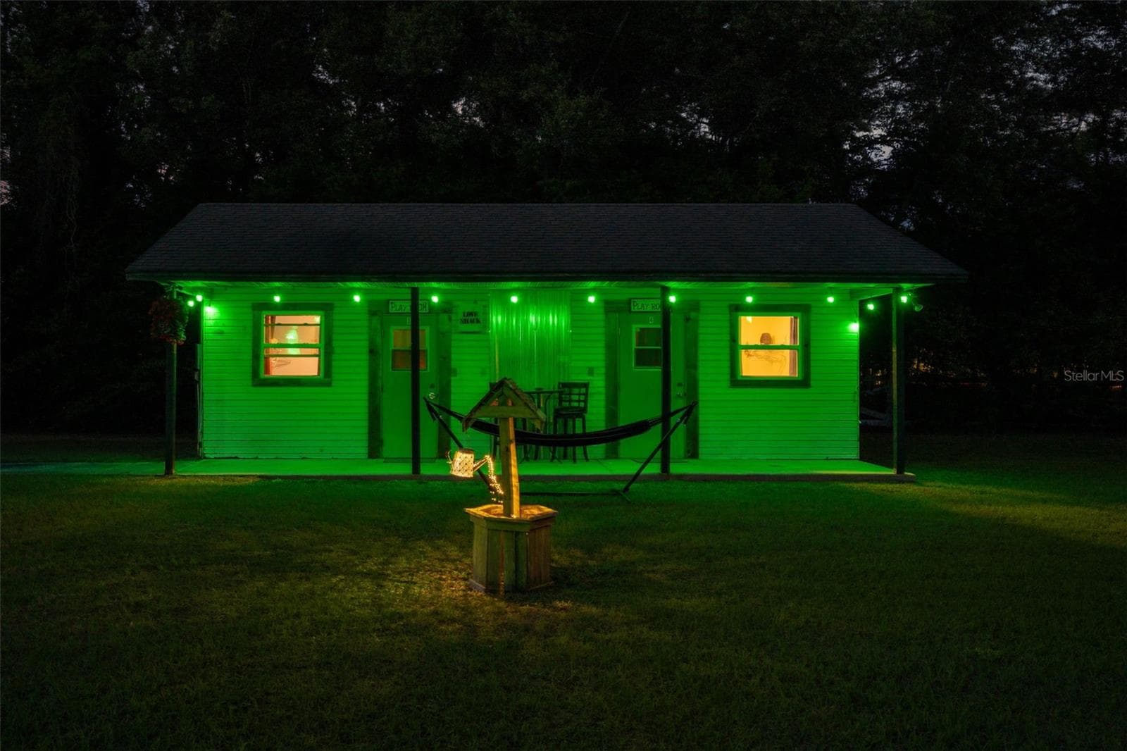 Guest House Night View - 3501 HILL STREAM AVE, APOPKA