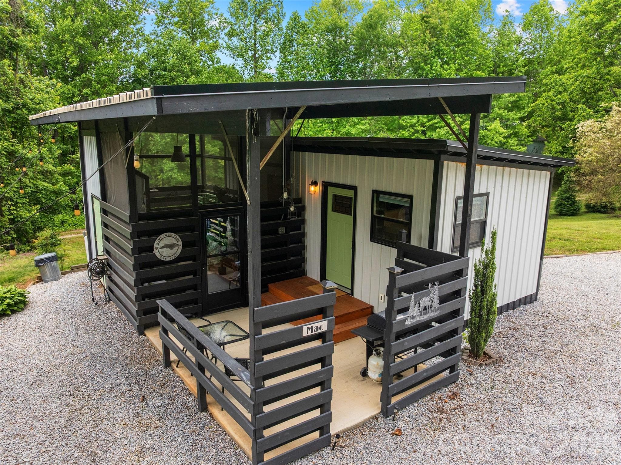 Welcome to "MAC" & "MINI" two on-frame modulars set on over an acre - 787 Ridge Road, Marion
