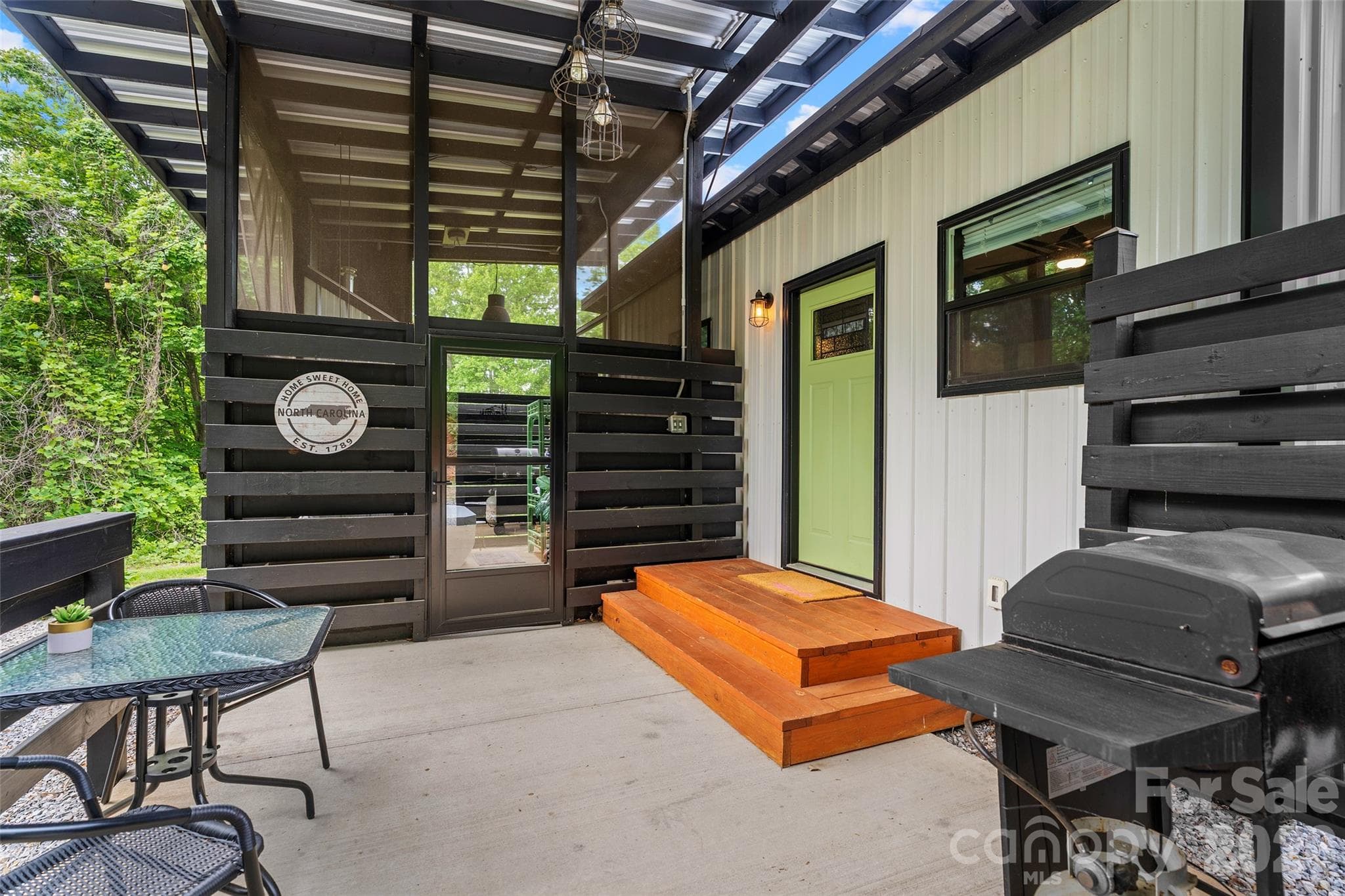 MAC - Welcoming entry patio - 787 Ridge Road, Marion