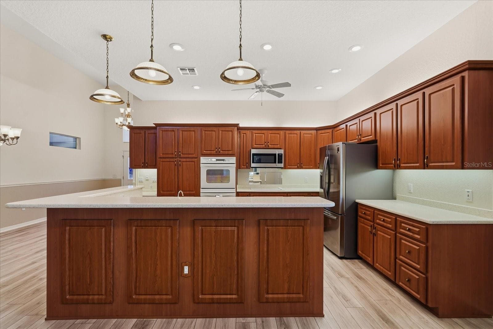 Single Family Residence at 1075 MOTORCOACH DR, POLK CITY, photo 7 of 26