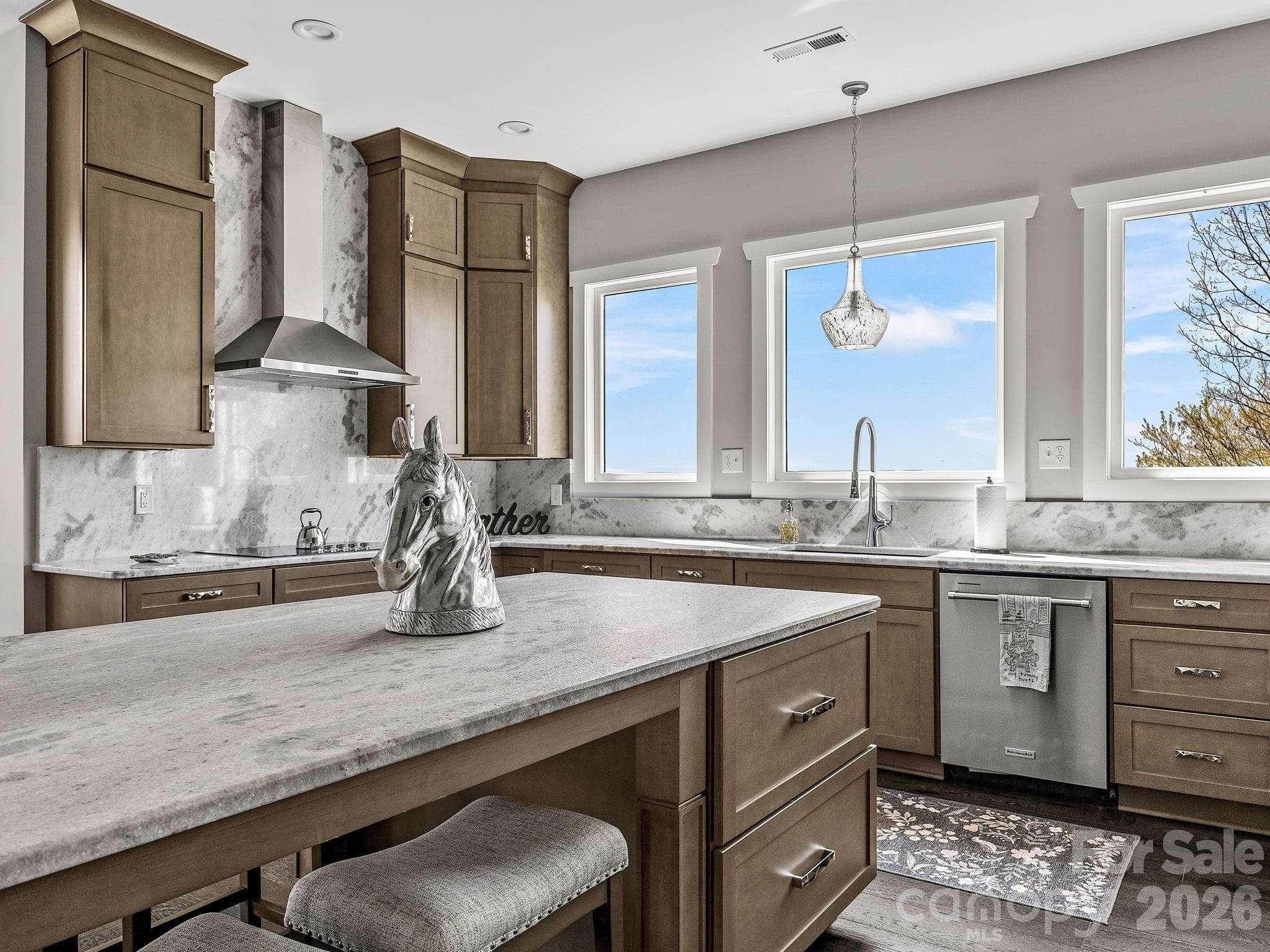 Expansive island for cooking and casual dining. - 345 Preservation Trail, Columbus