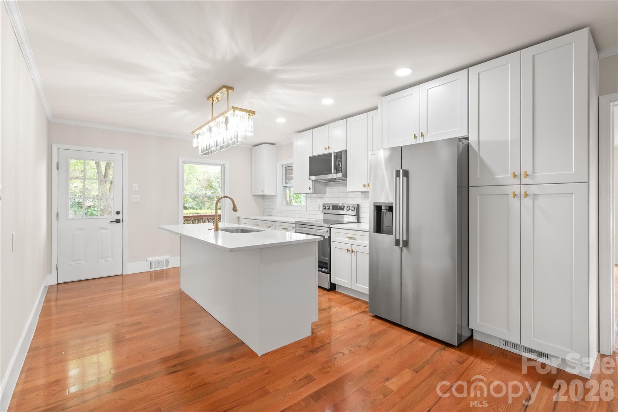 Single Family Residence at 7537 Monroe Road, Charlotte, photo 11 of 37
