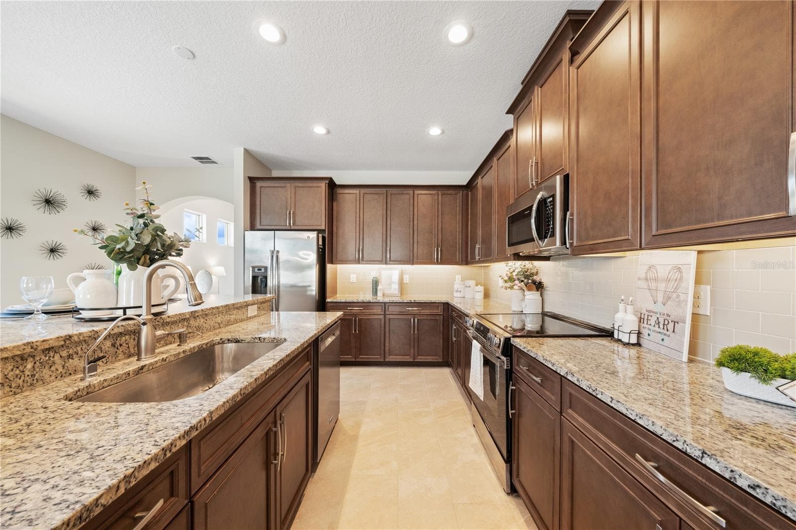 Single Family Residence at 1110 UMBRIA LN, ST CLOUD, photo 12 of 55
