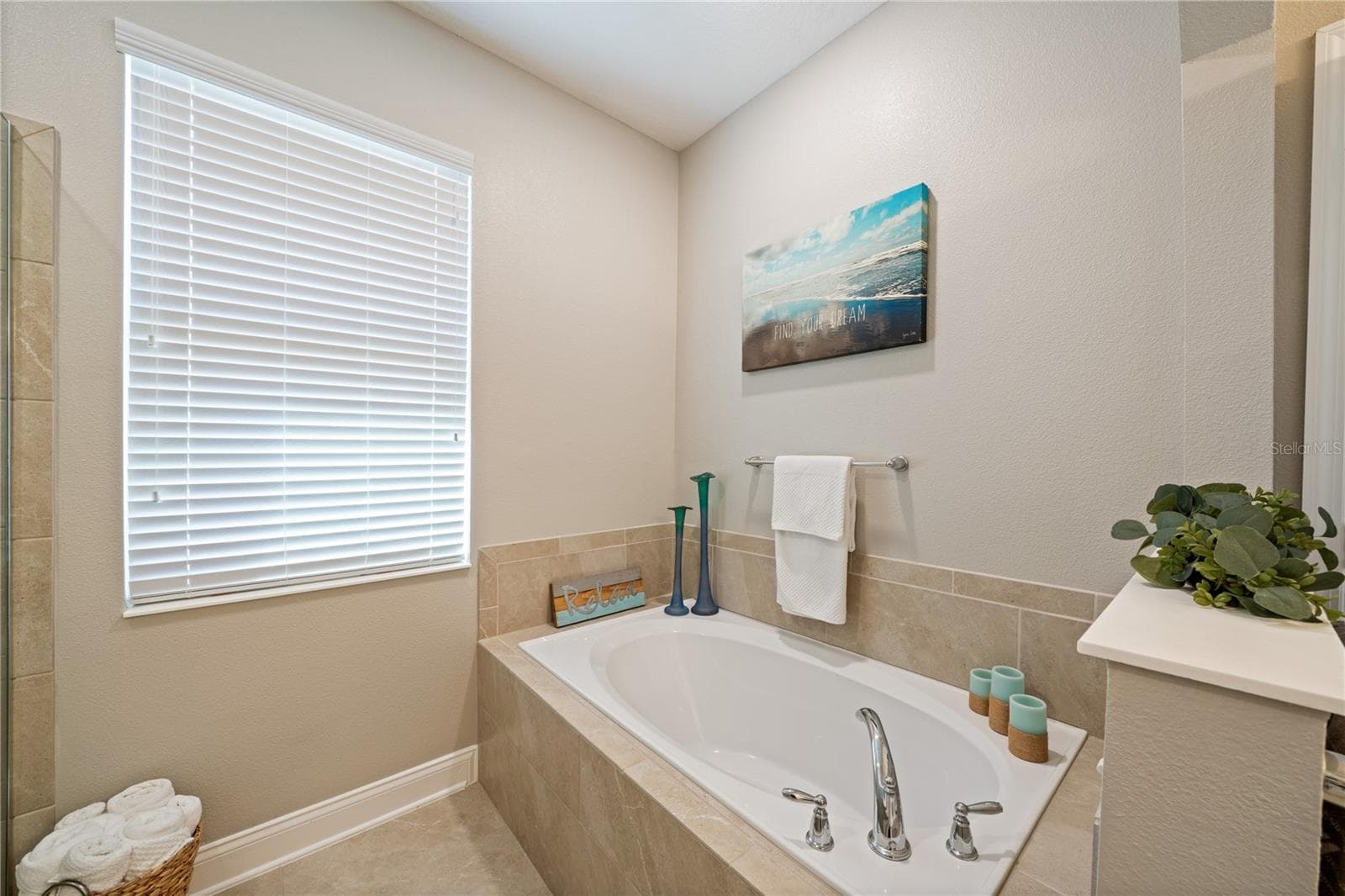 Single Family Residence at 1110 UMBRIA LN, ST CLOUD, photo 25 of 55