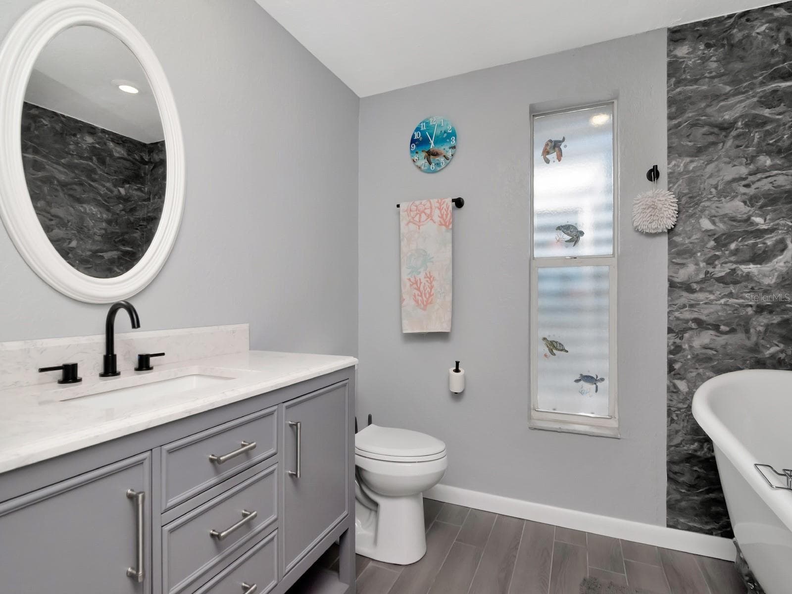 Guest Bath - 13615 STACEY DR, HUDSON