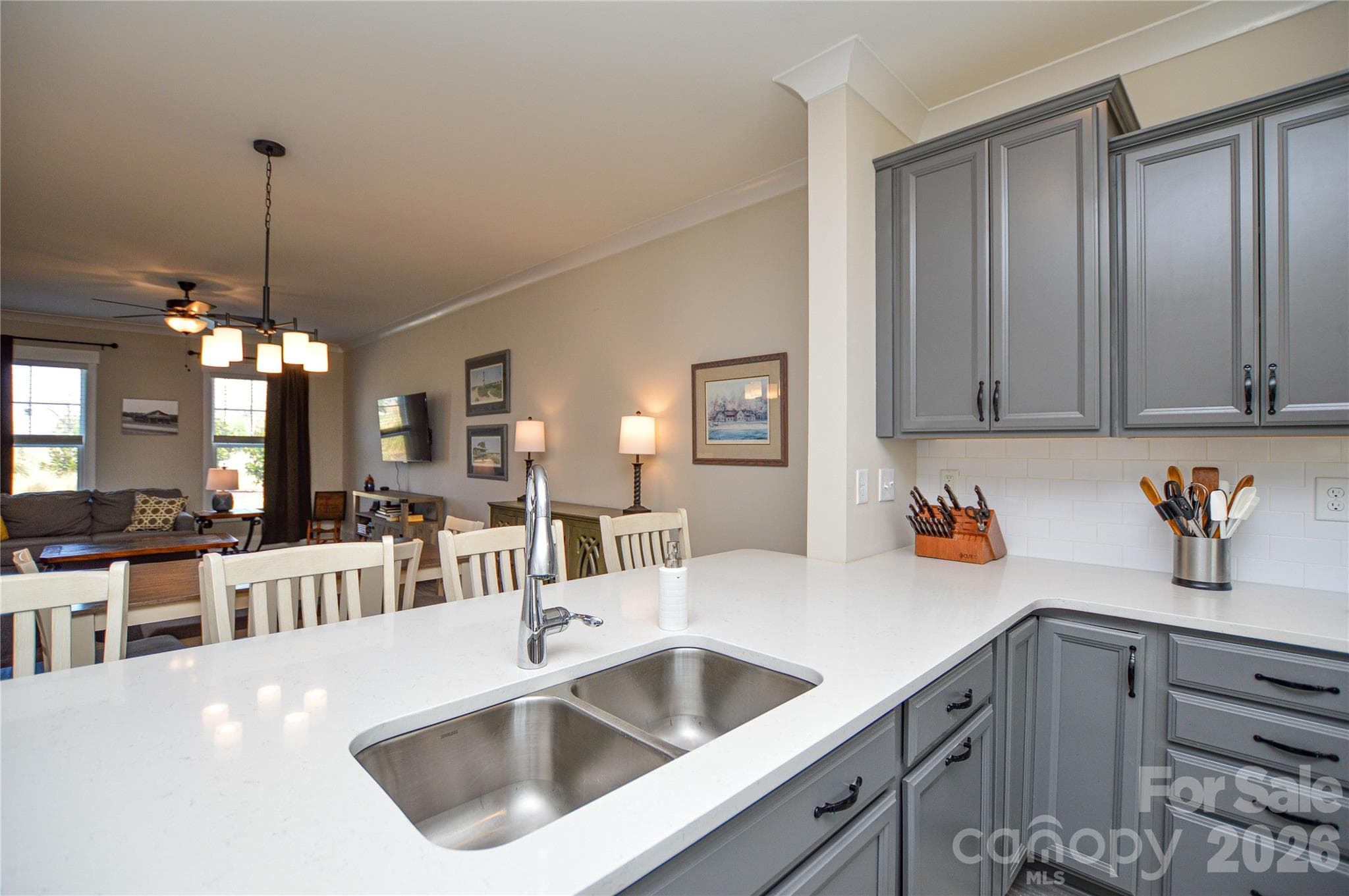 Townhouse at Rock Hill, photo 7 of 32