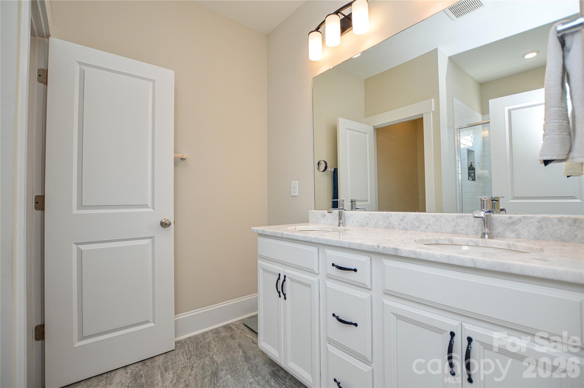 Townhouse at Rock Hill, photo 10 of 32