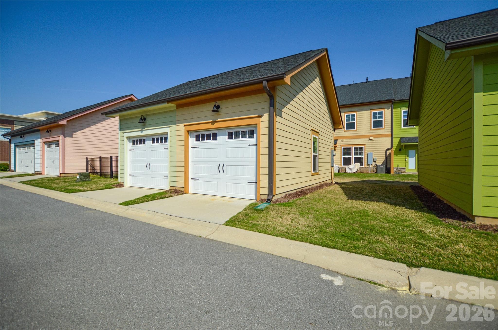 Townhouse at Rock Hill, photo 20 of 32