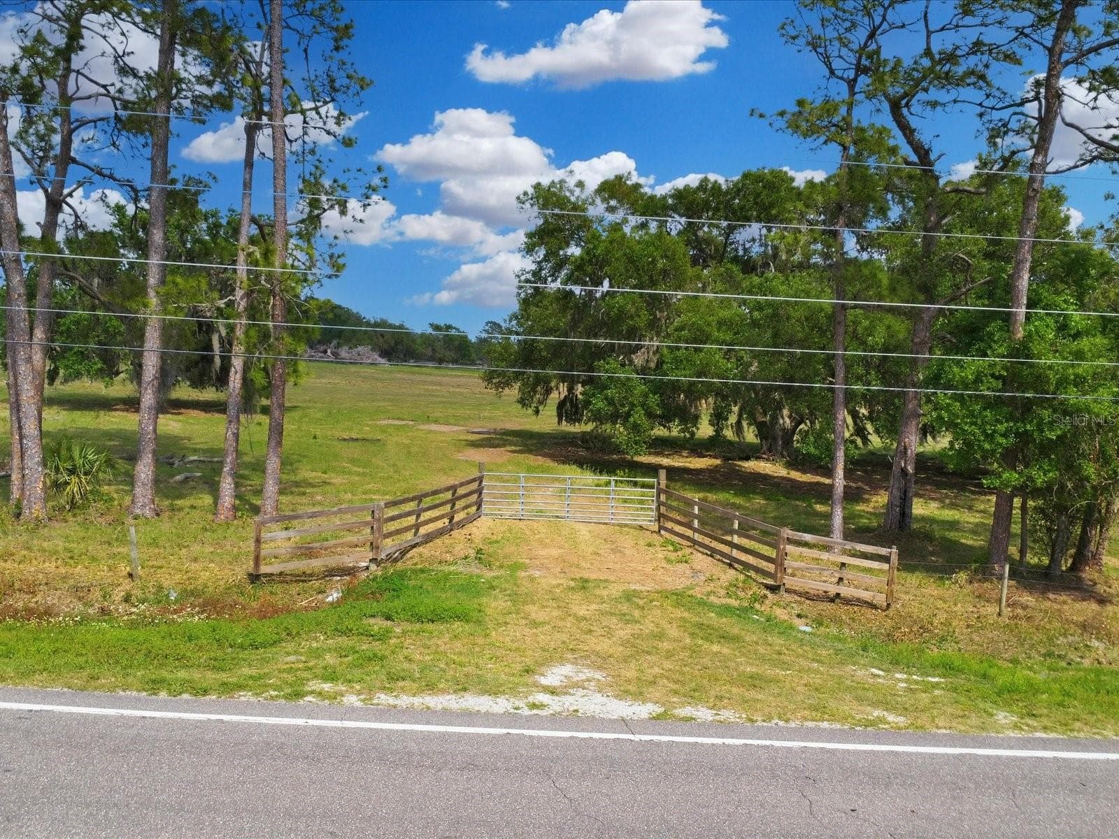 COUNTY ROAD 469