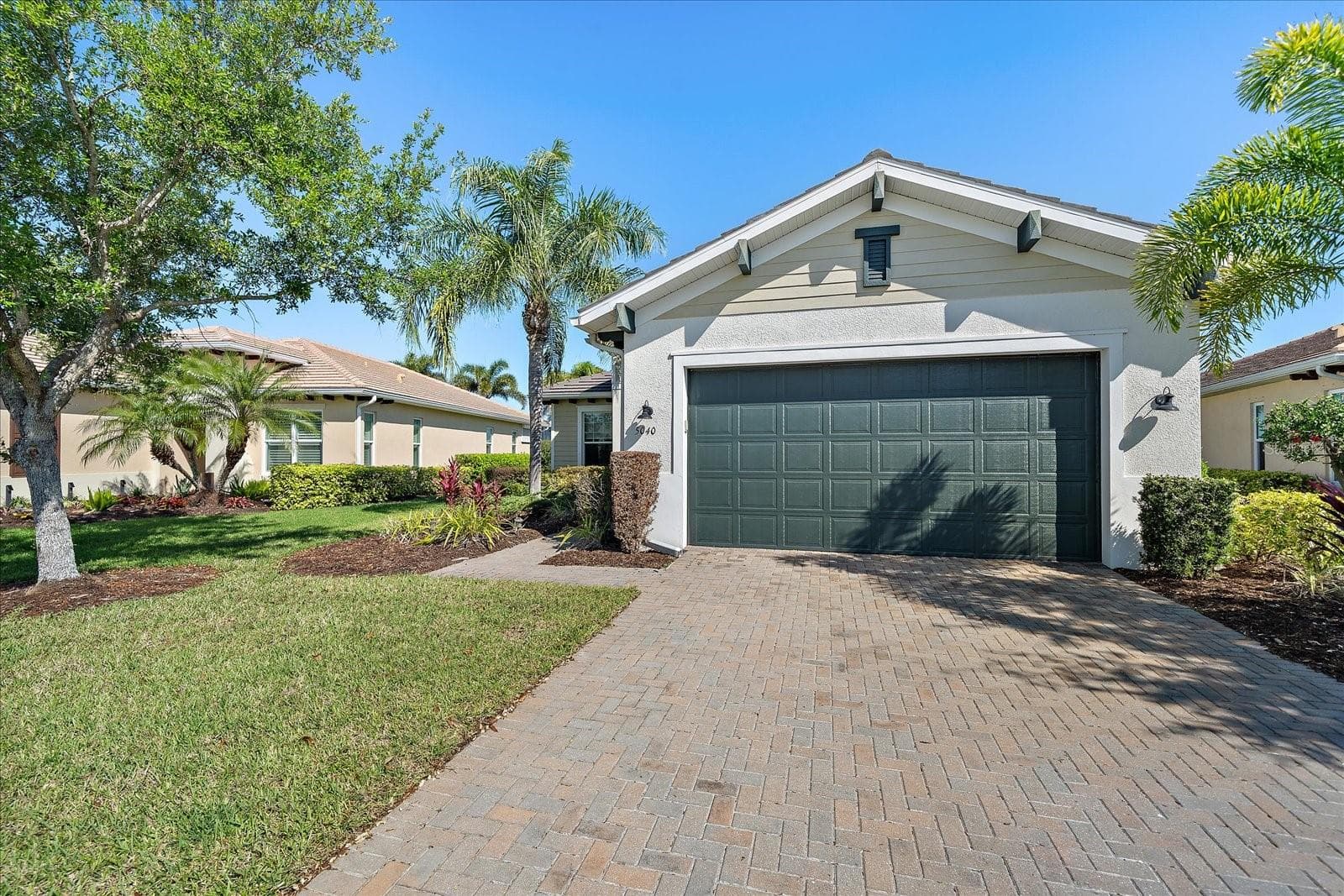 Single Family Residence at 5040 LAKE OVERLOOK AVE, BRADENTON, photo 5 of 54