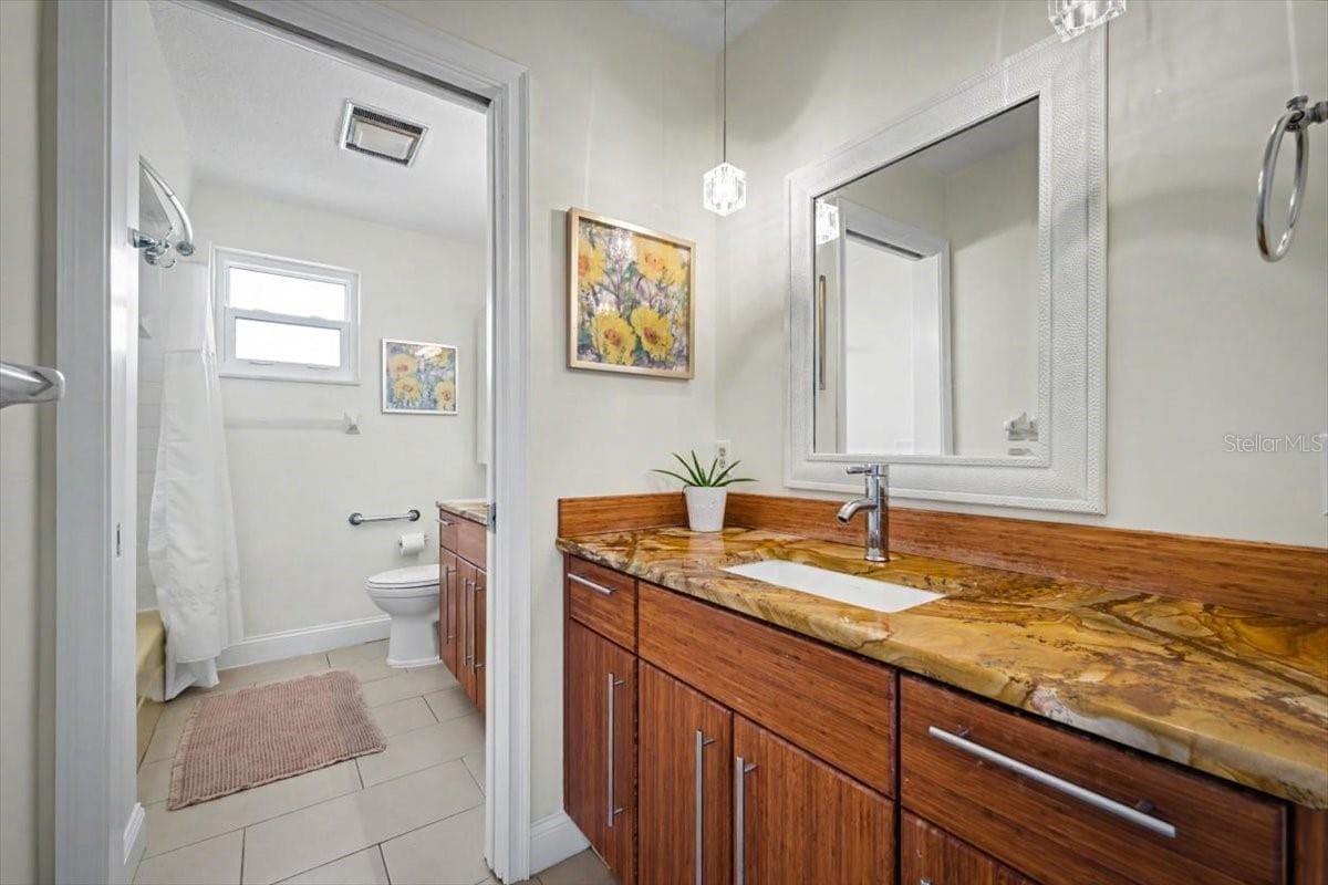 Second Bathroom - 124 ANCHOR DR, PONCE INLET