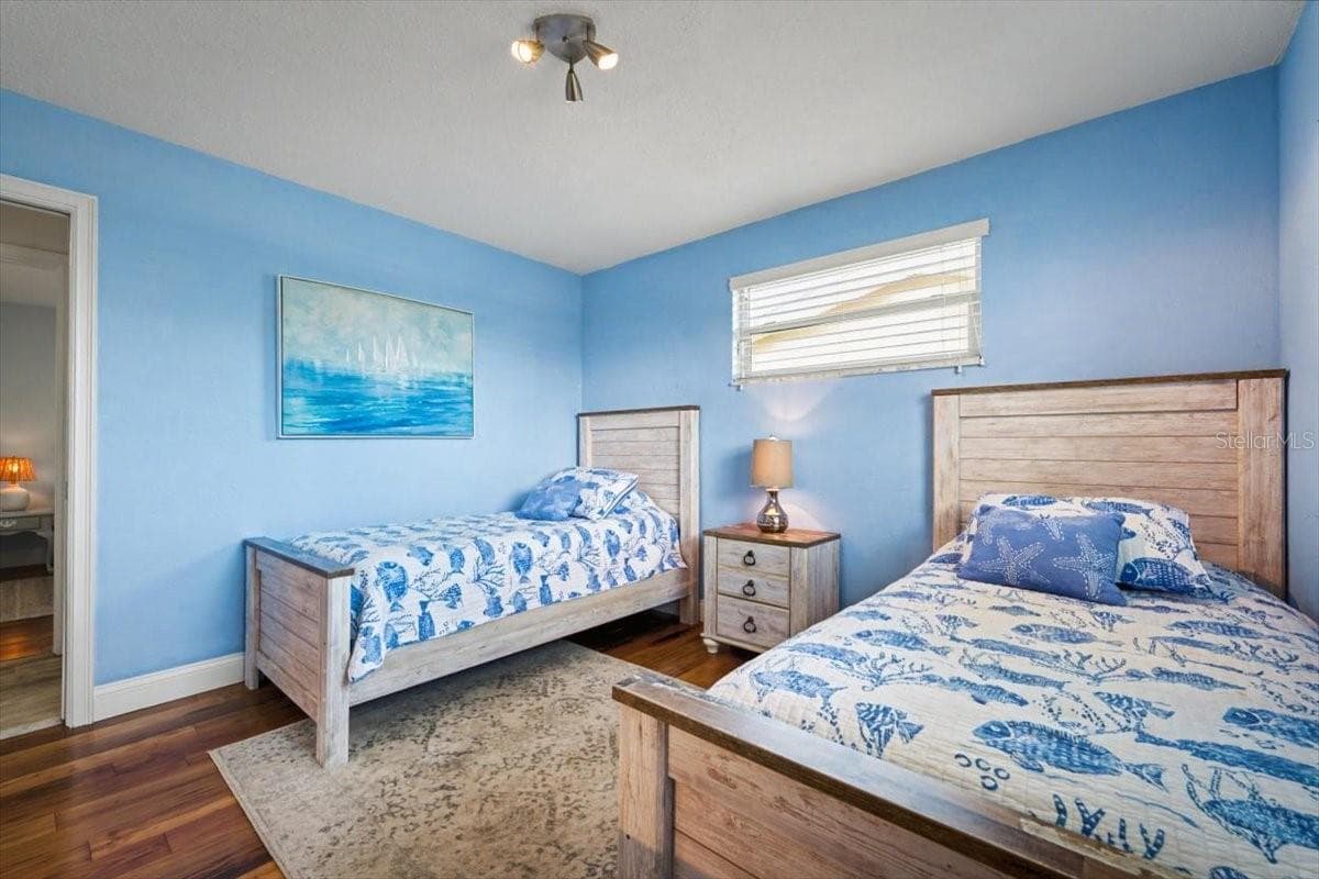 Guest Bedroom - 124 ANCHOR DR, PONCE INLET