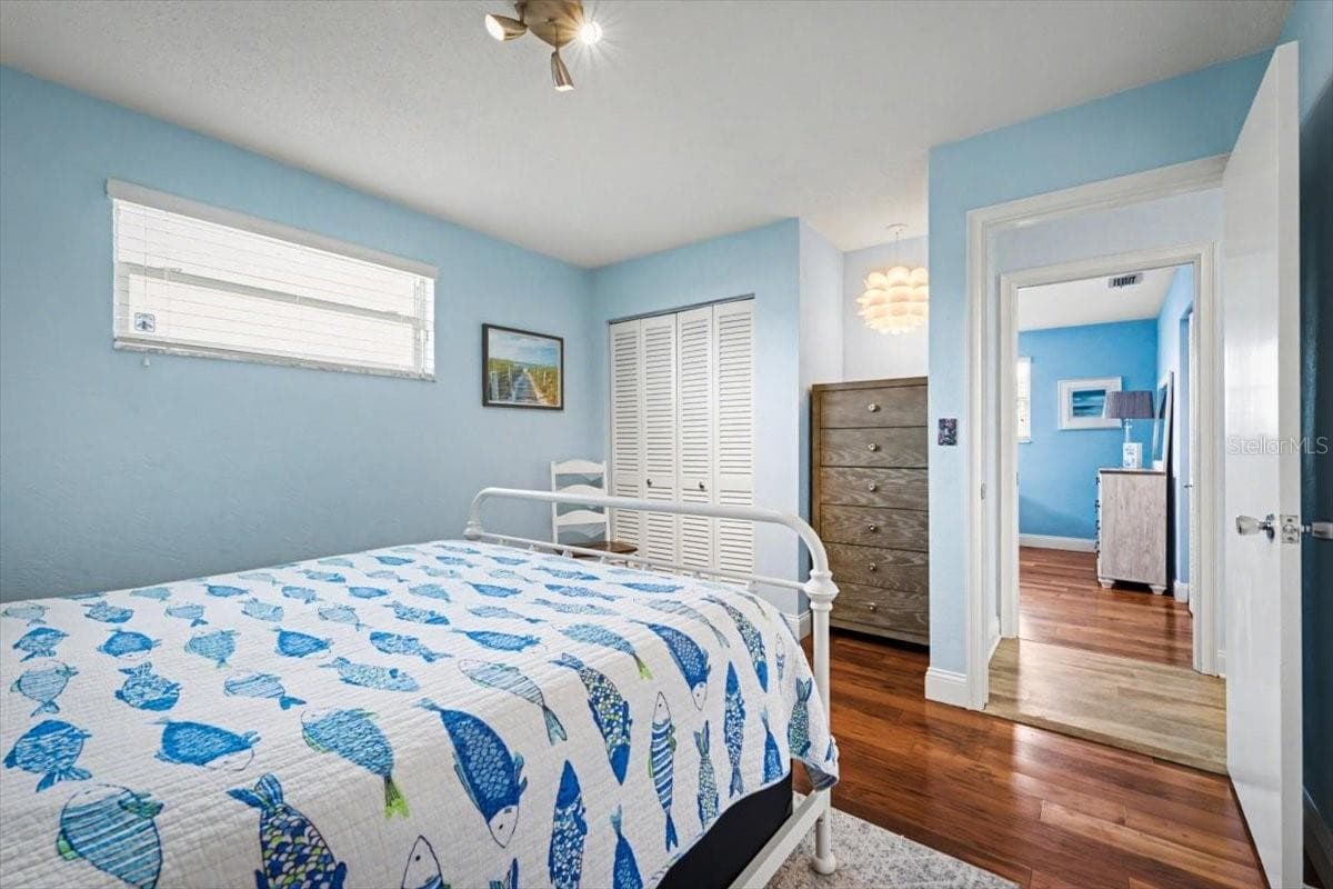 Guest Bedroom - 124 ANCHOR DR, PONCE INLET