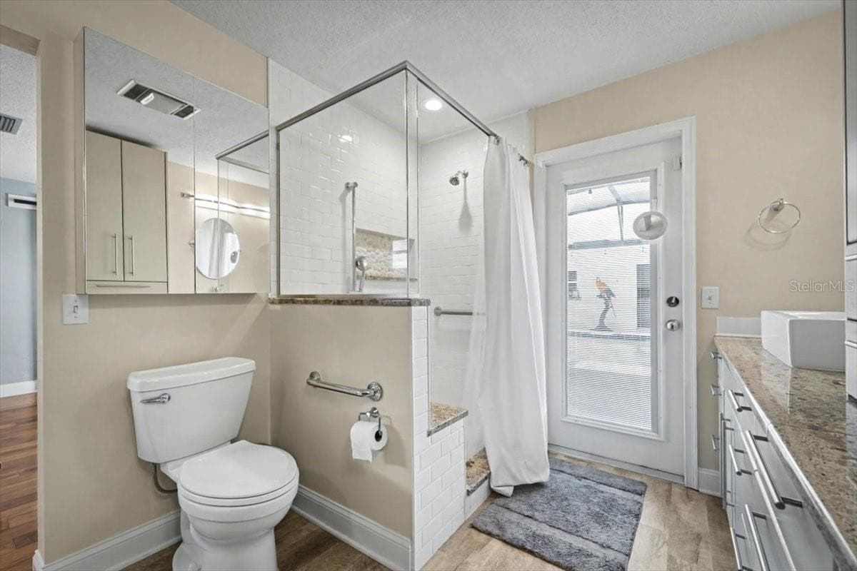 Remodeled bathroom - 124 ANCHOR DR, PONCE INLET
