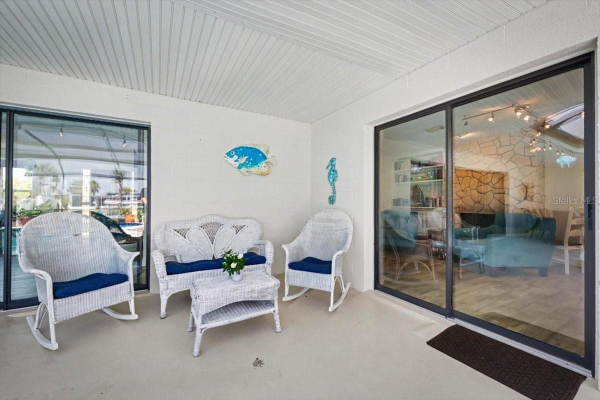 Patio Area - 124 ANCHOR DR, PONCE INLET