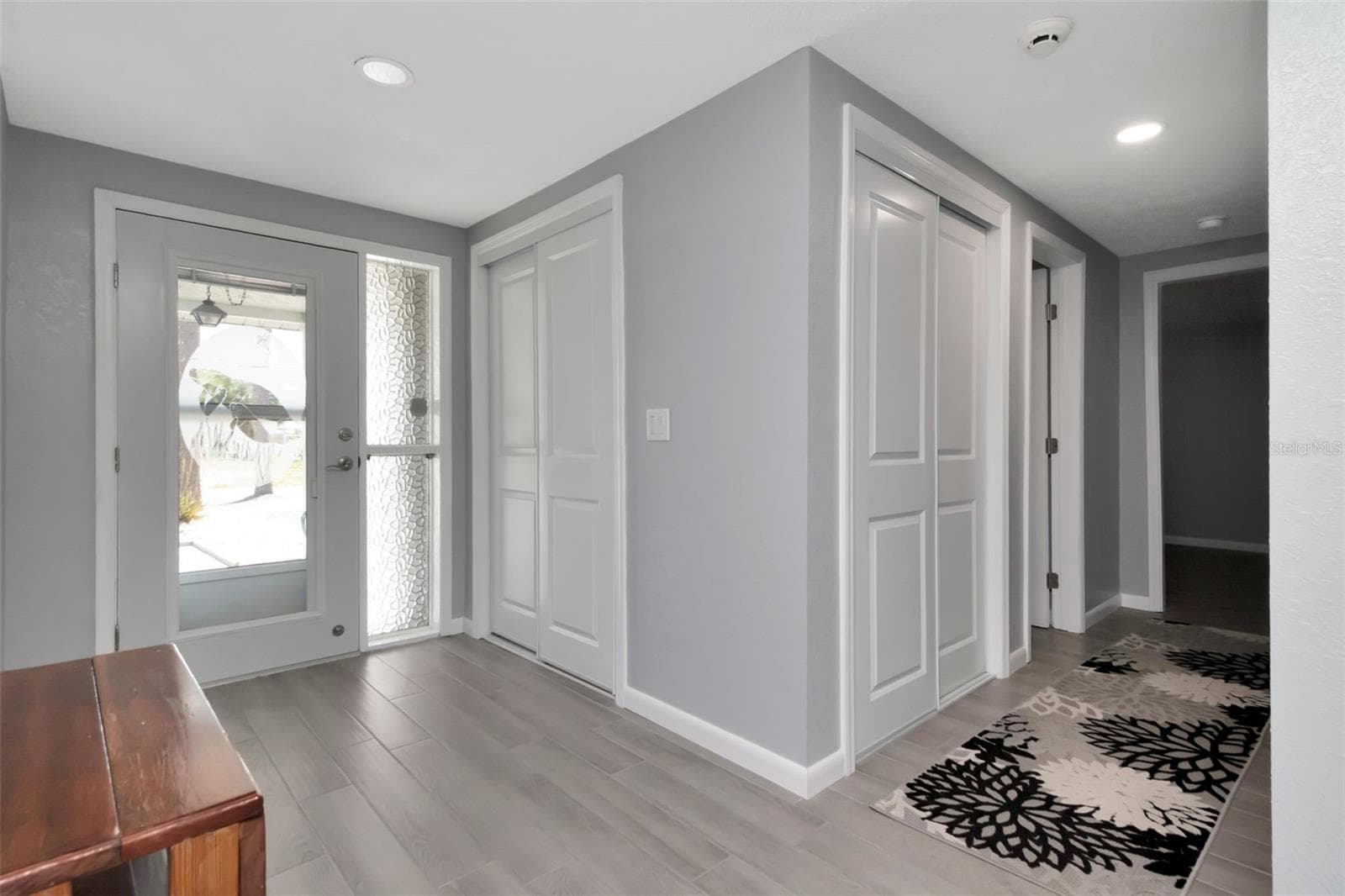 Front Foyer - 13615 STACEY DR, HUDSON