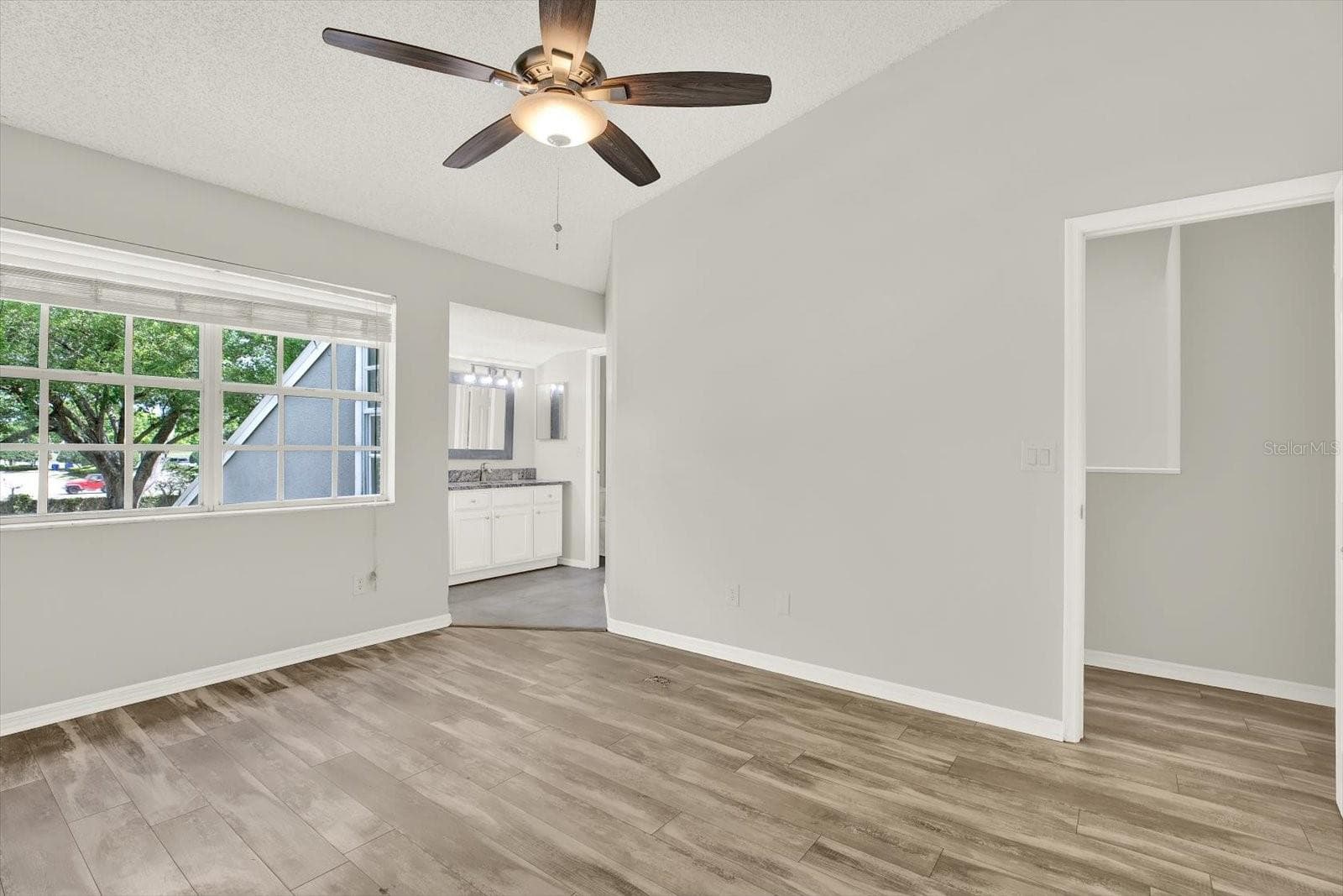 Townhouse at 5844 RED CEDAR LN, TAMPA, photo 11 of 26