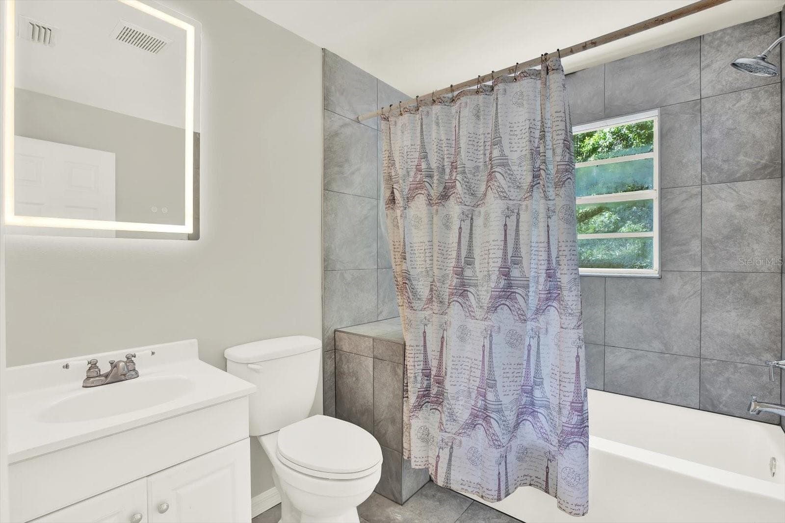 Townhouse at 5844 RED CEDAR LN, TAMPA, photo 16 of 26