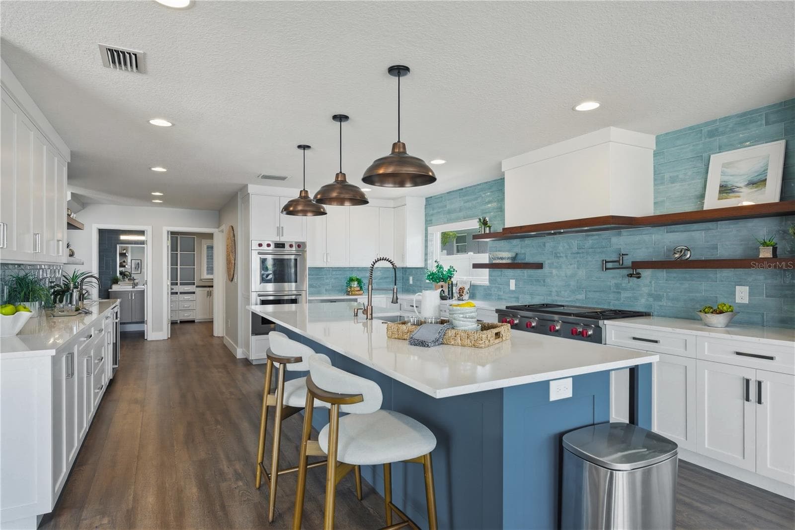 Kitchen - 915 BAYSHORE DR, TARPON SPRINGS
