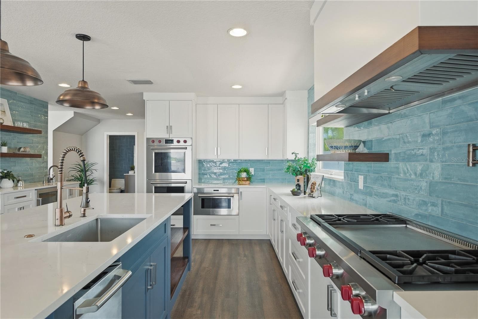 Kitchen - 915 BAYSHORE DR, TARPON SPRINGS