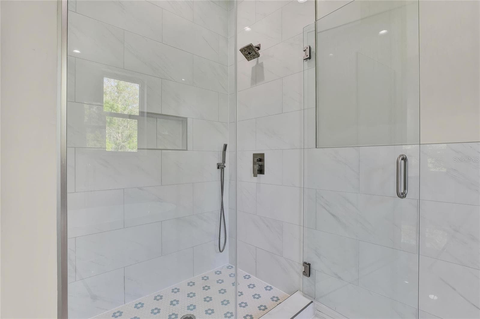 Townhouse at 3847 SEENA MANOR CT, TAMPA, photo 23 of 46