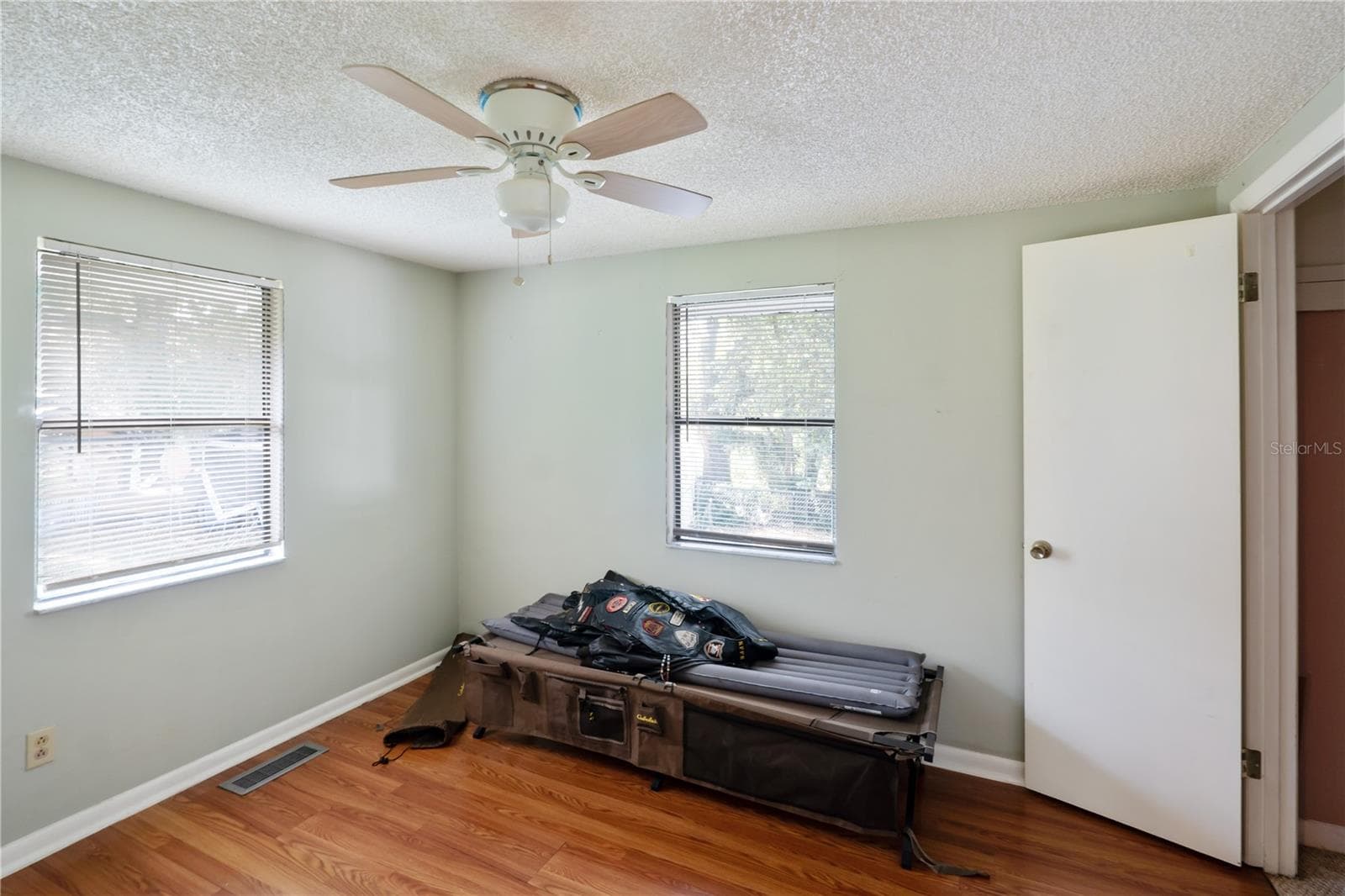 Single Family Residence at 270 W MCCLENDON ST, LADY LAKE, photo 10 of 46