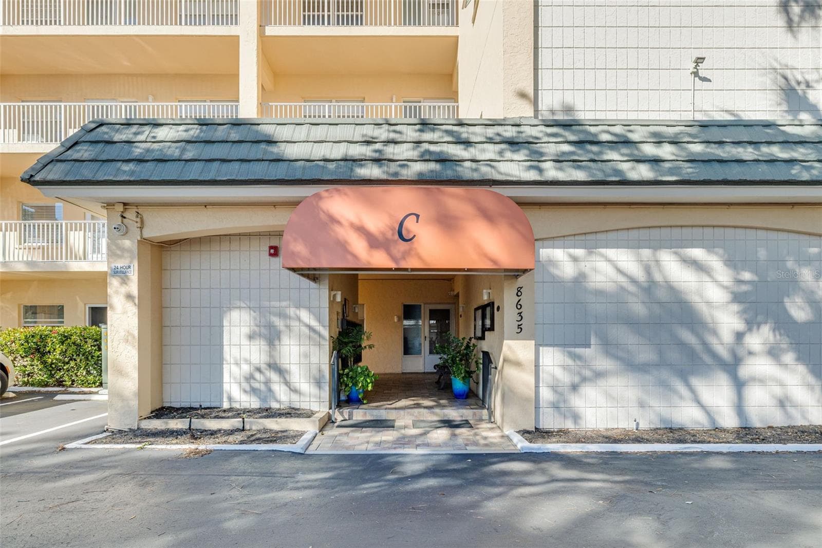 Entrance to Building - 8635 MIDNIGHT PASS RD #201C, SARASOTA