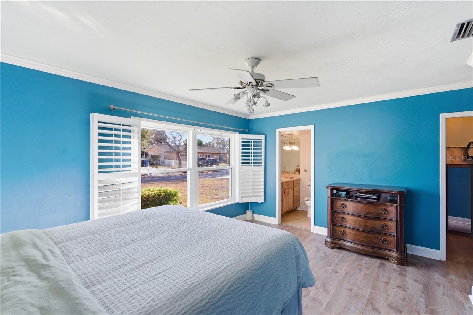 Single Family Residence at 308 ELLEN WAY, BRANDON, photo 11 of 42