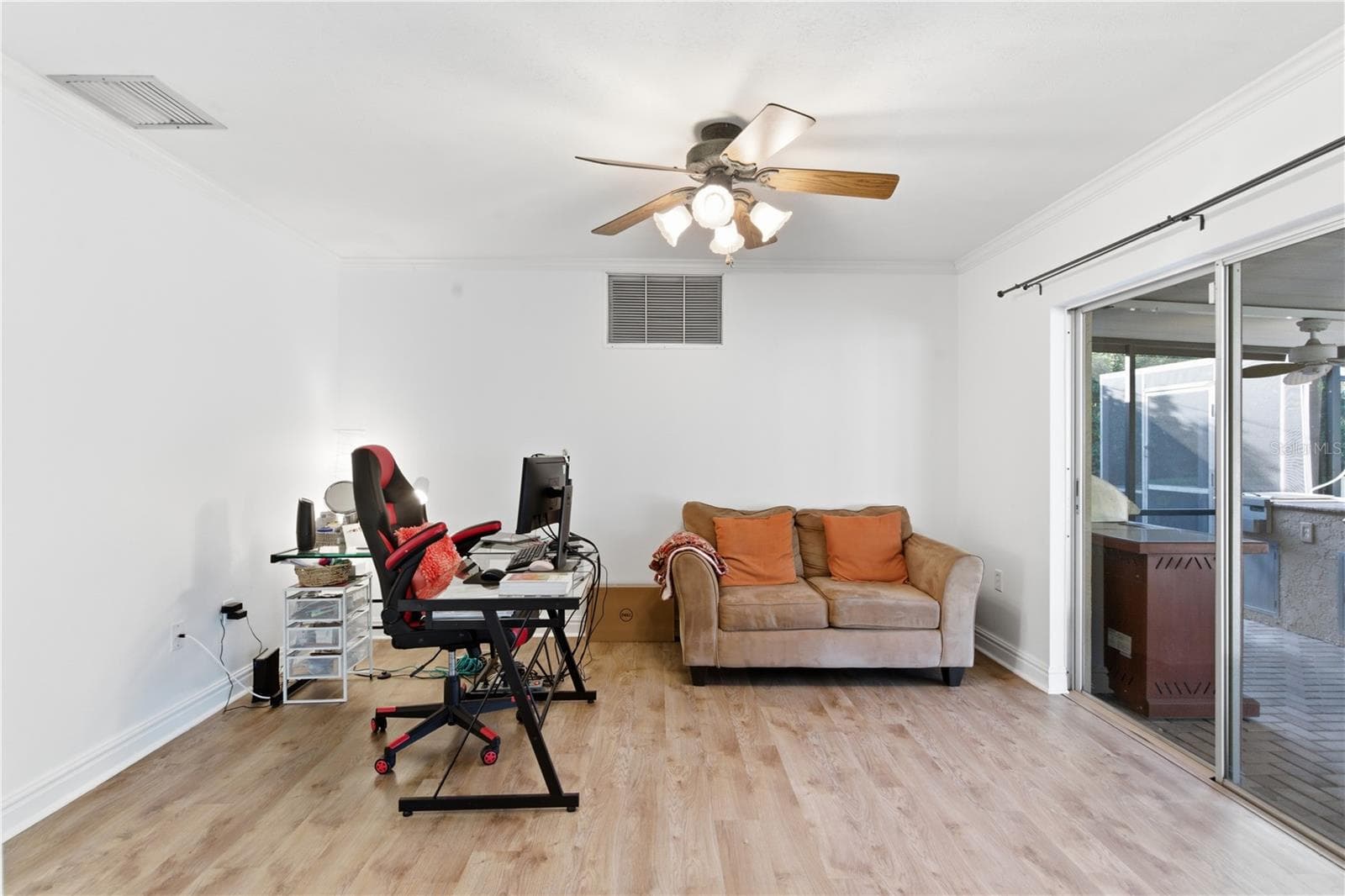 Single Family Residence at 308 ELLEN WAY, BRANDON, photo 33 of 42