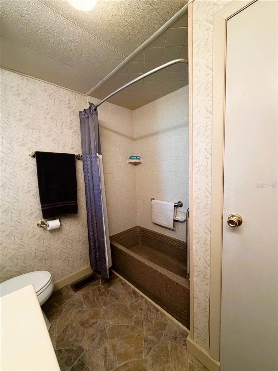 Mobile Home at 121 AZALEA TRL, LEESBURG, photo 31 of 44