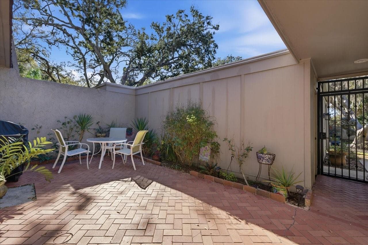Condominium at 10603 CARROLLBROOK WAY #10603, TAMPA, photo 28 of 38