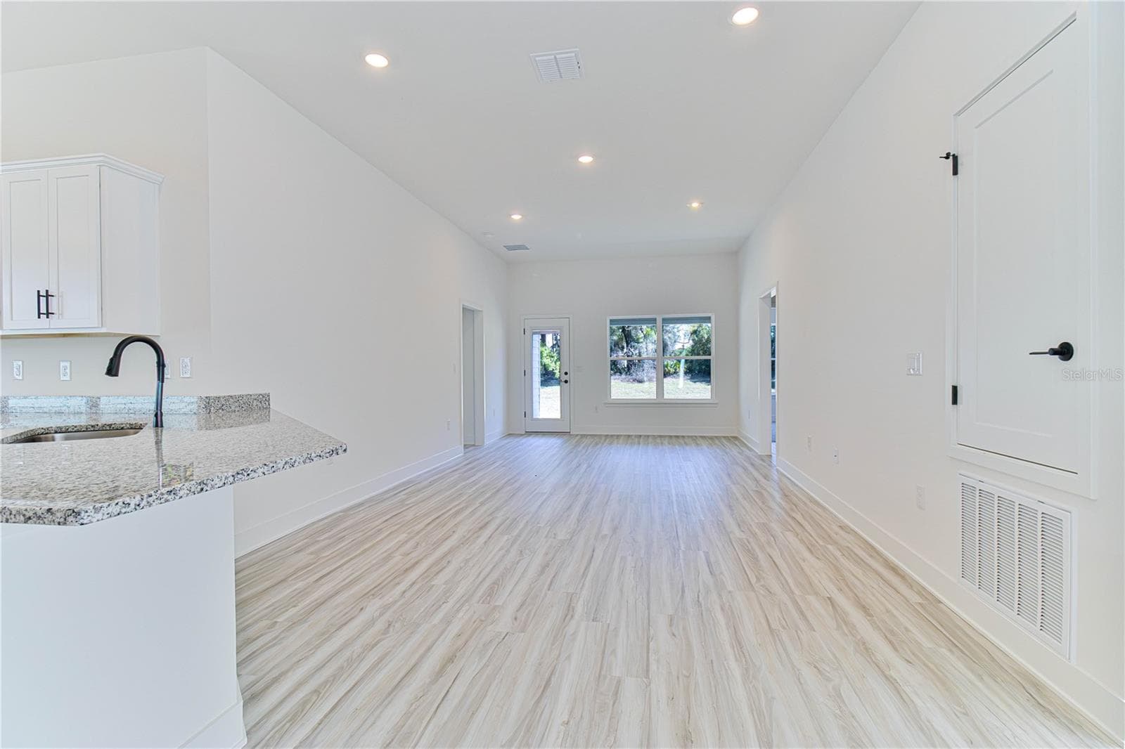 Single Family Residence at 16881 NW 176TH WAY, ALACHUA, photo 5 of 52