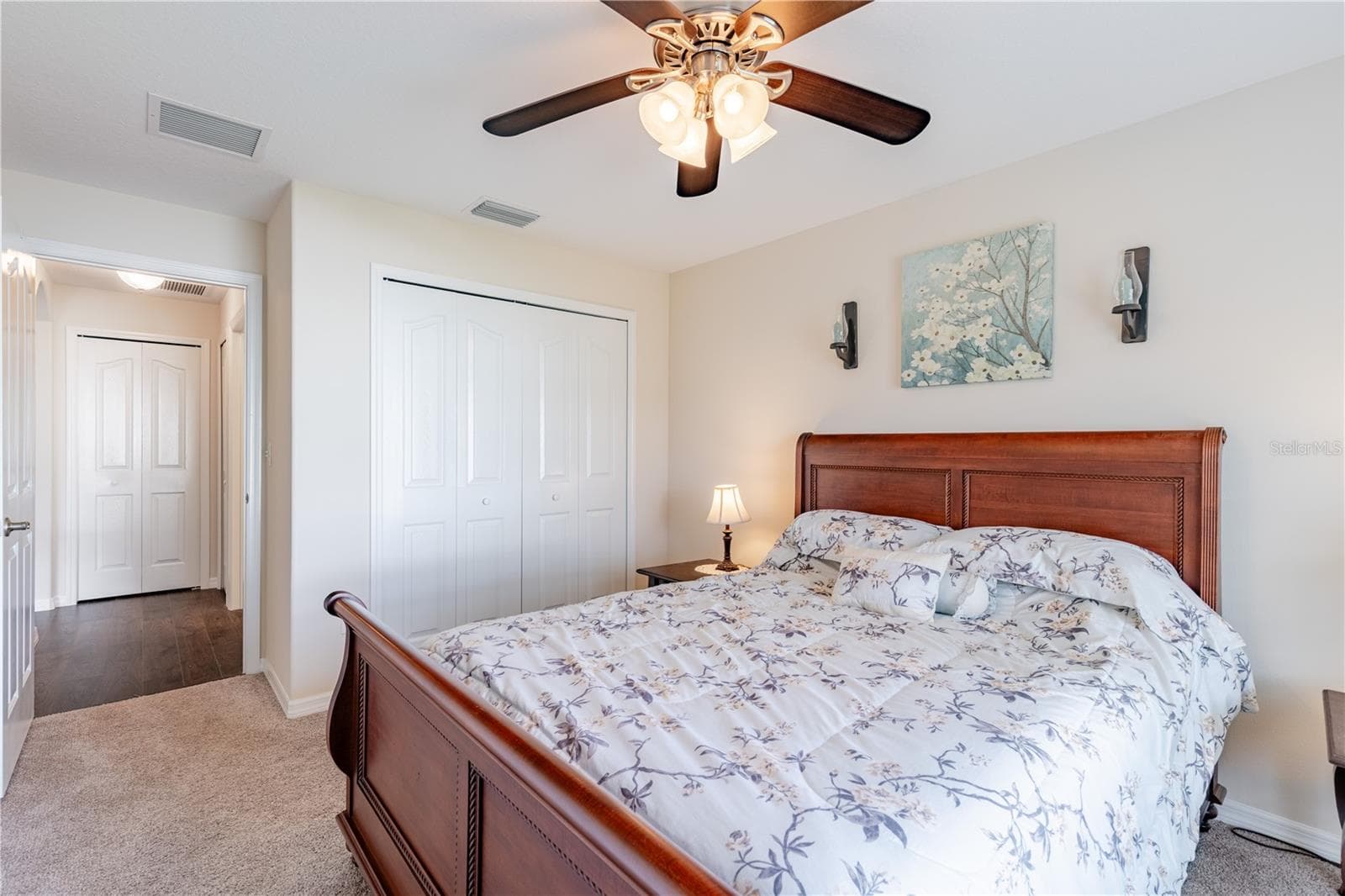 Single Family Residence at 27118 ROANOKE DR, LEESBURG, photo 18 of 38