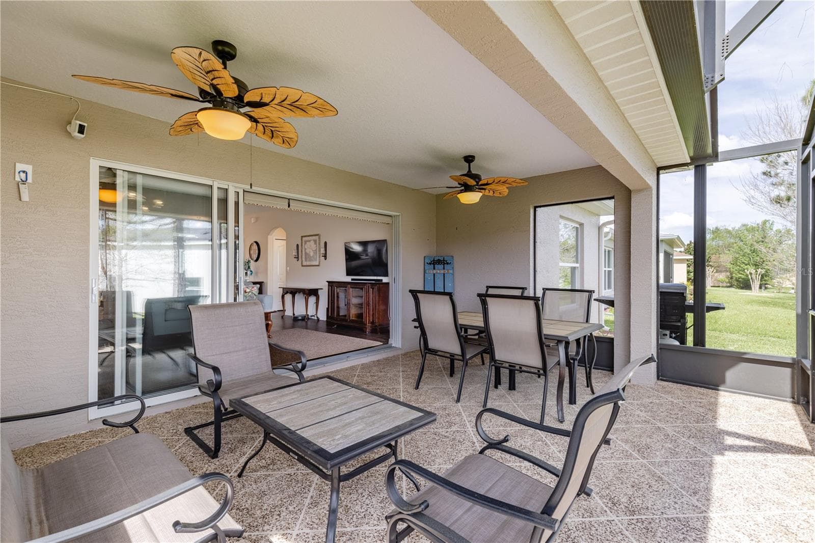 Single Family Residence at 27118 ROANOKE DR, LEESBURG, photo 28 of 38