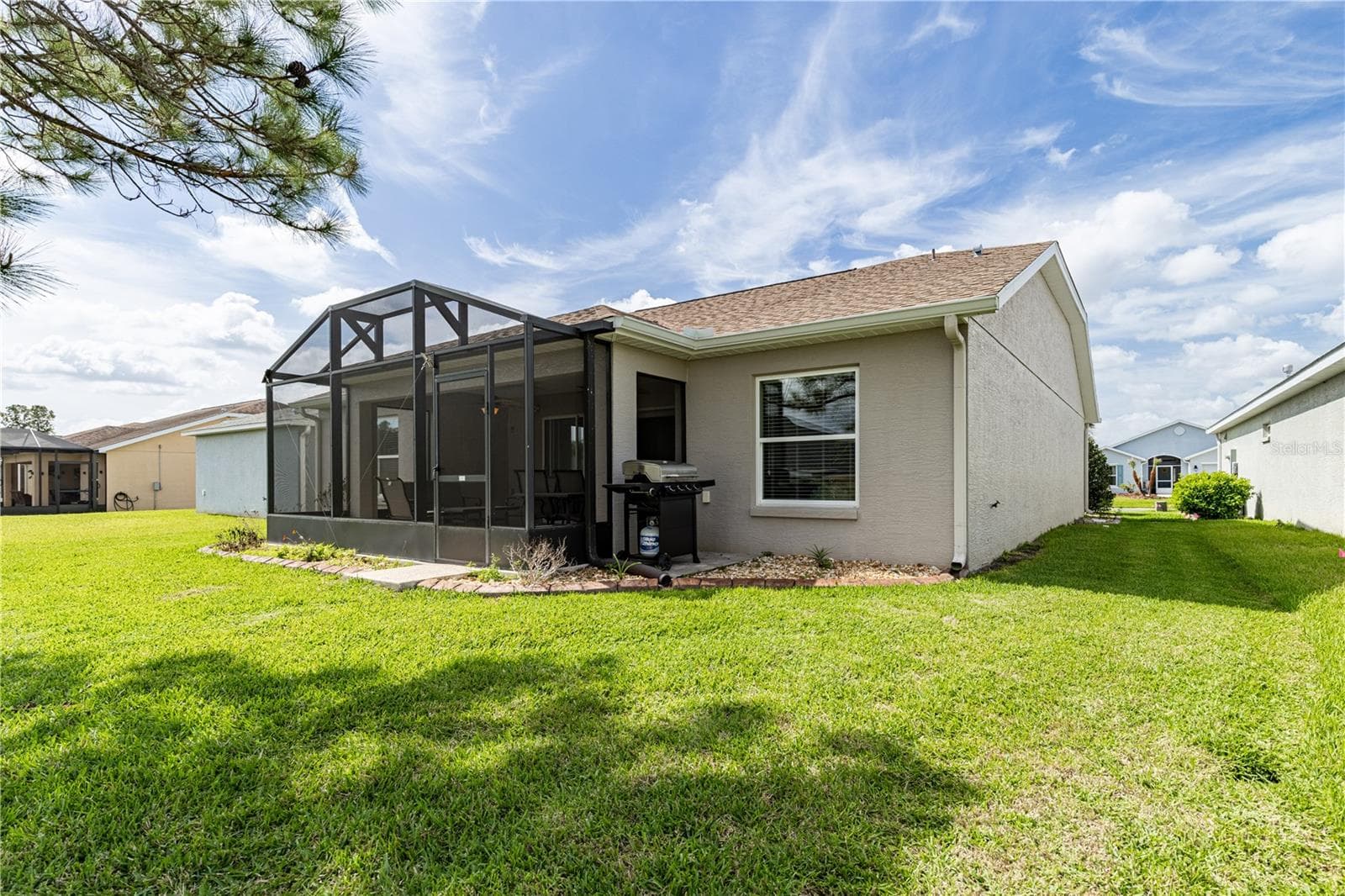 Single Family Residence at 27118 ROANOKE DR, LEESBURG, photo 29 of 38
