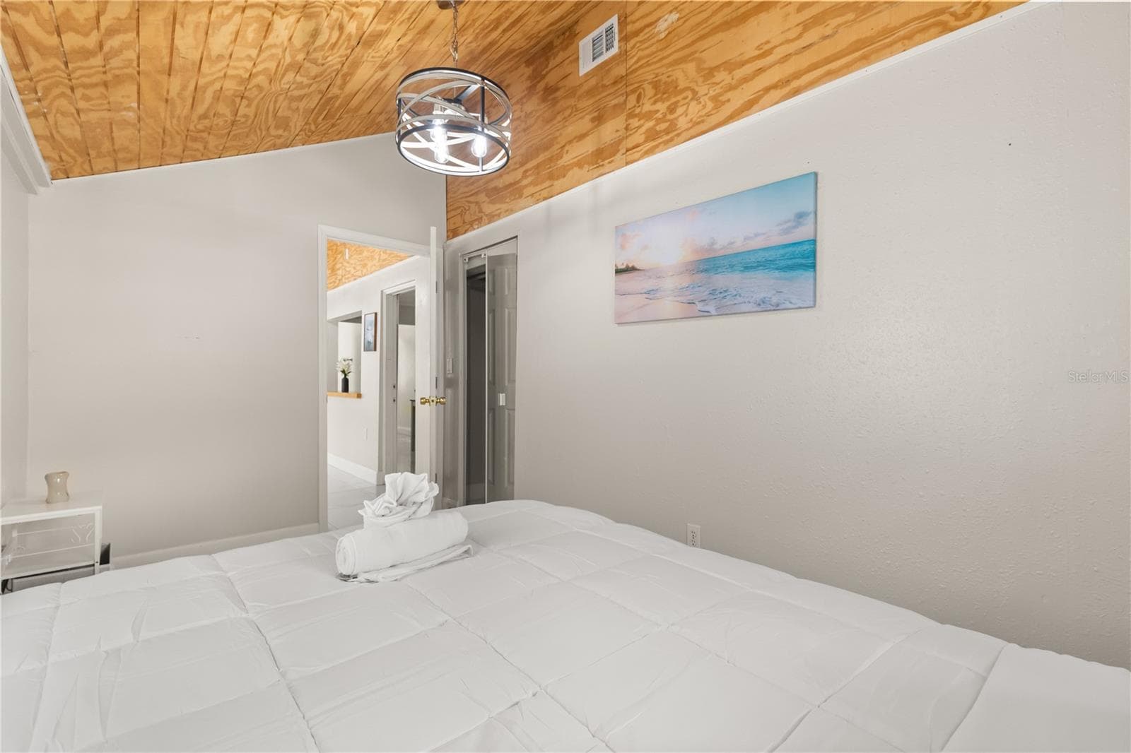 Triplex at 306 MARSHALL ST, CLEARWATER, photo 12 of 82