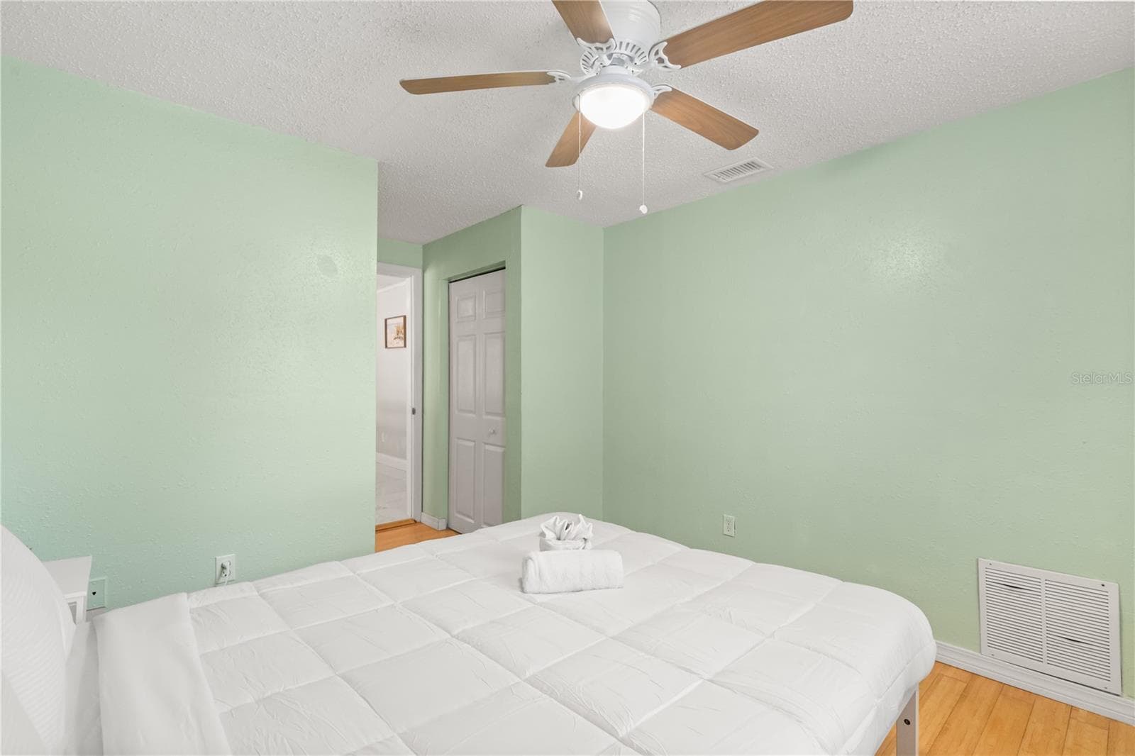 Triplex at 306 MARSHALL ST, CLEARWATER, photo 16 of 82