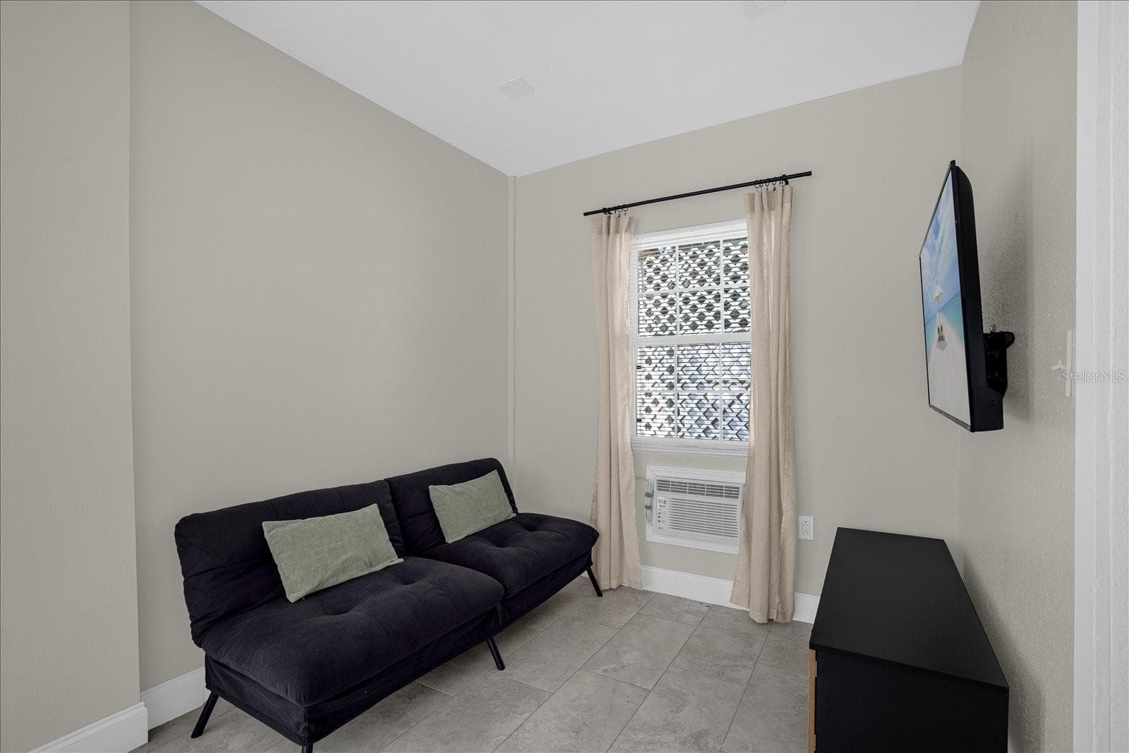 Triplex at 306 MARSHALL ST, CLEARWATER, photo 36 of 82
