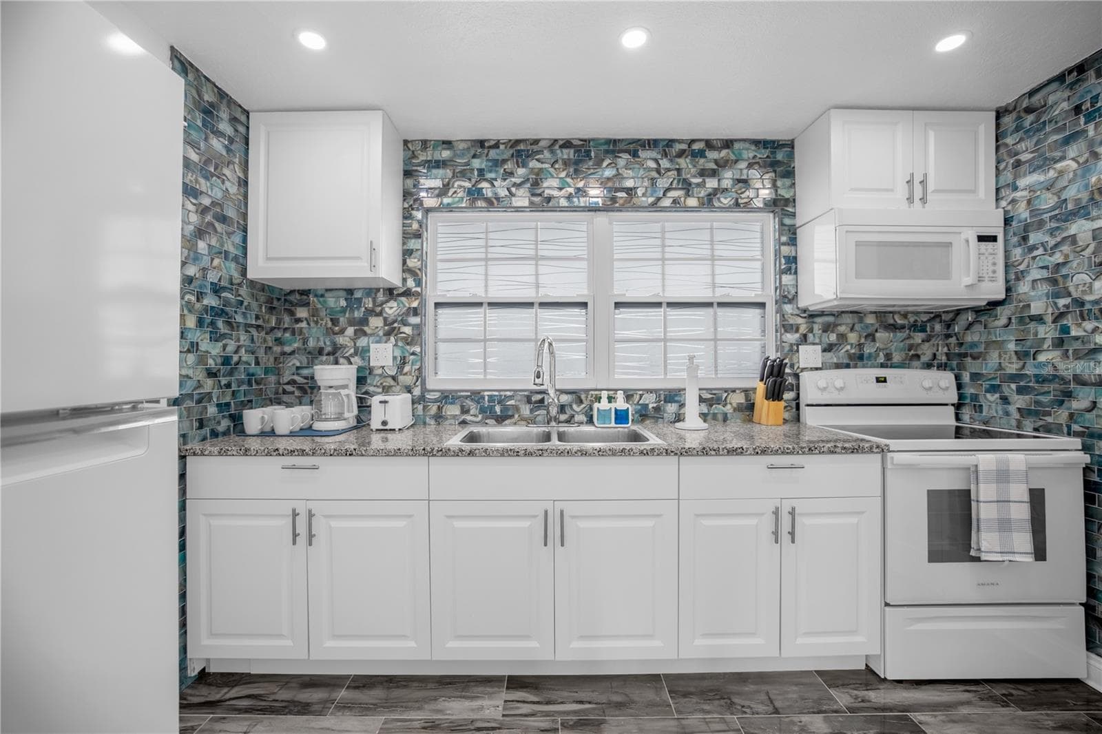 Triplex at 306 MARSHALL ST, CLEARWATER, photo 51 of 82