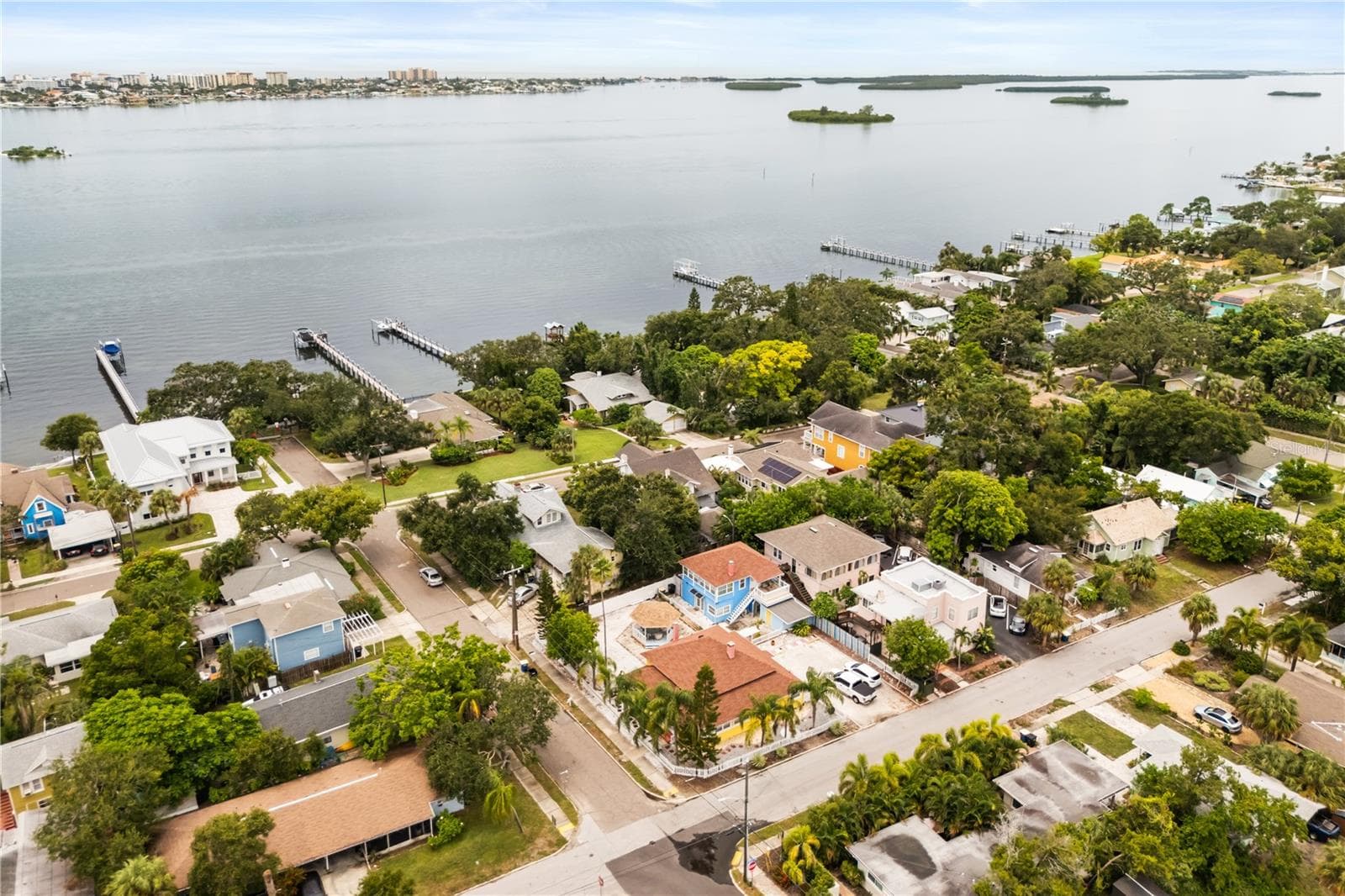 Triplex at 306 MARSHALL ST, CLEARWATER, photo 68 of 82