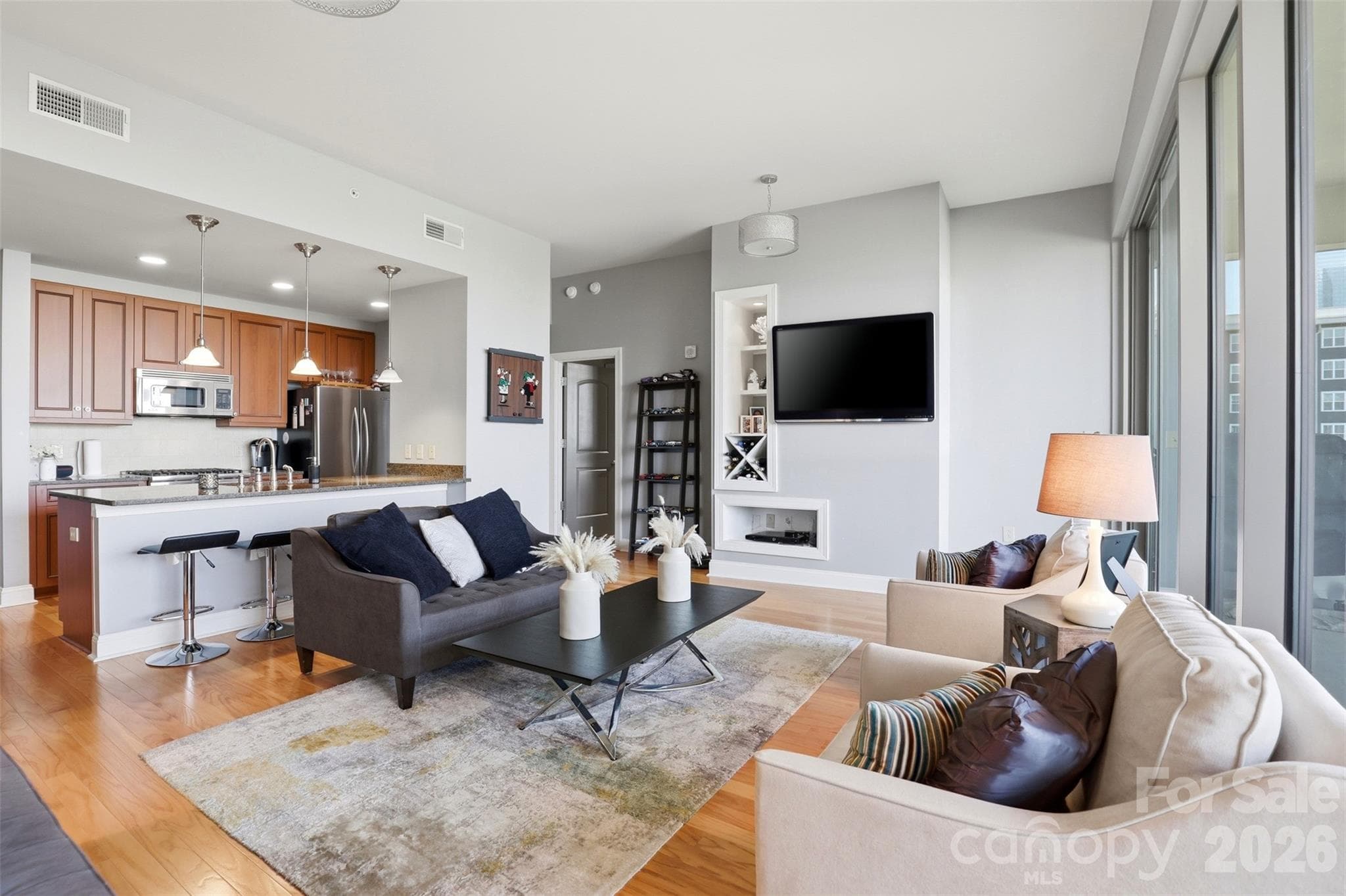 Condominium at Charlotte, photo 7 of 38