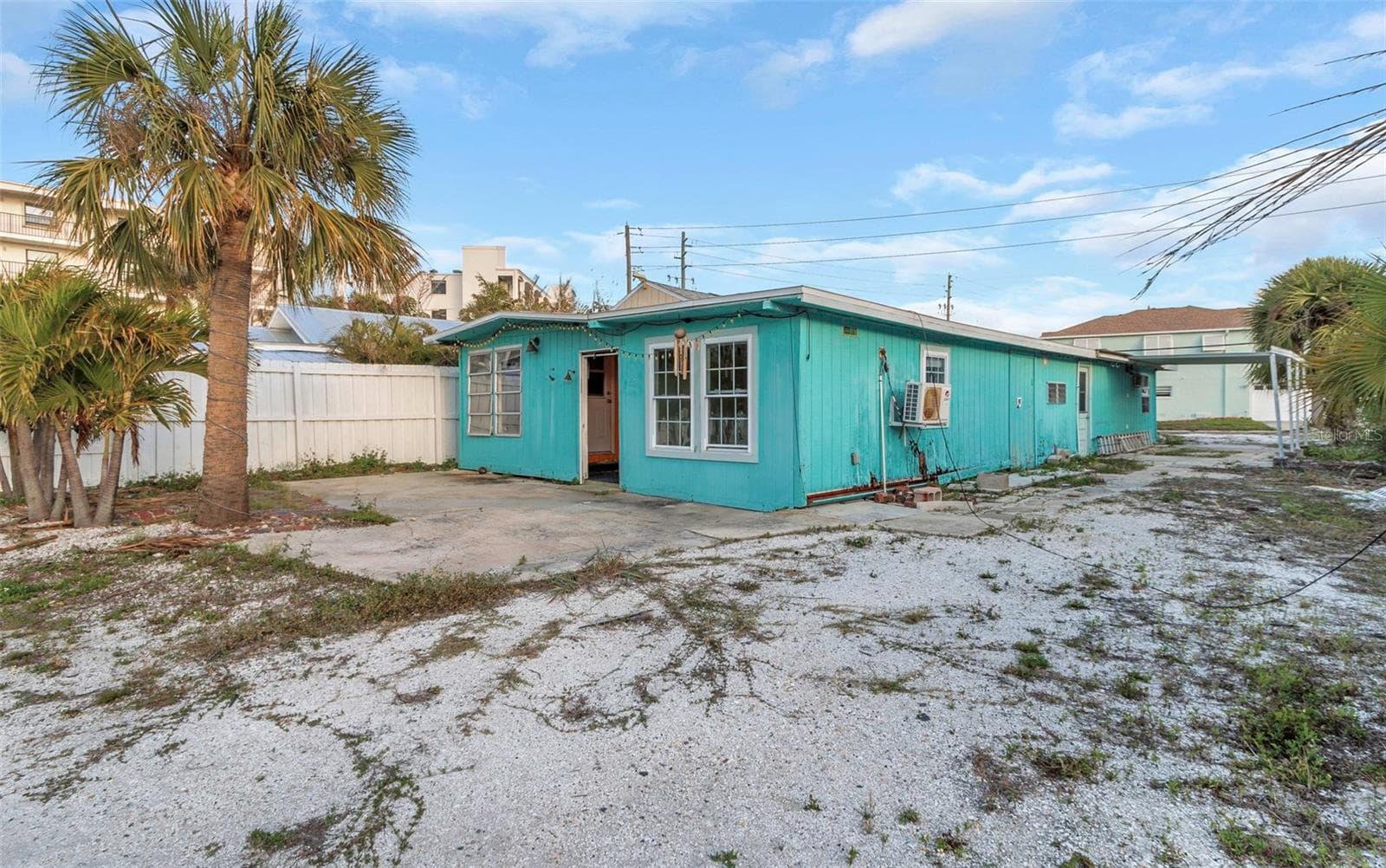 DUPLEX IN PICS HAS BEEN DEMOLISHED. - 148 98TH AVE, TREASURE ISLAND