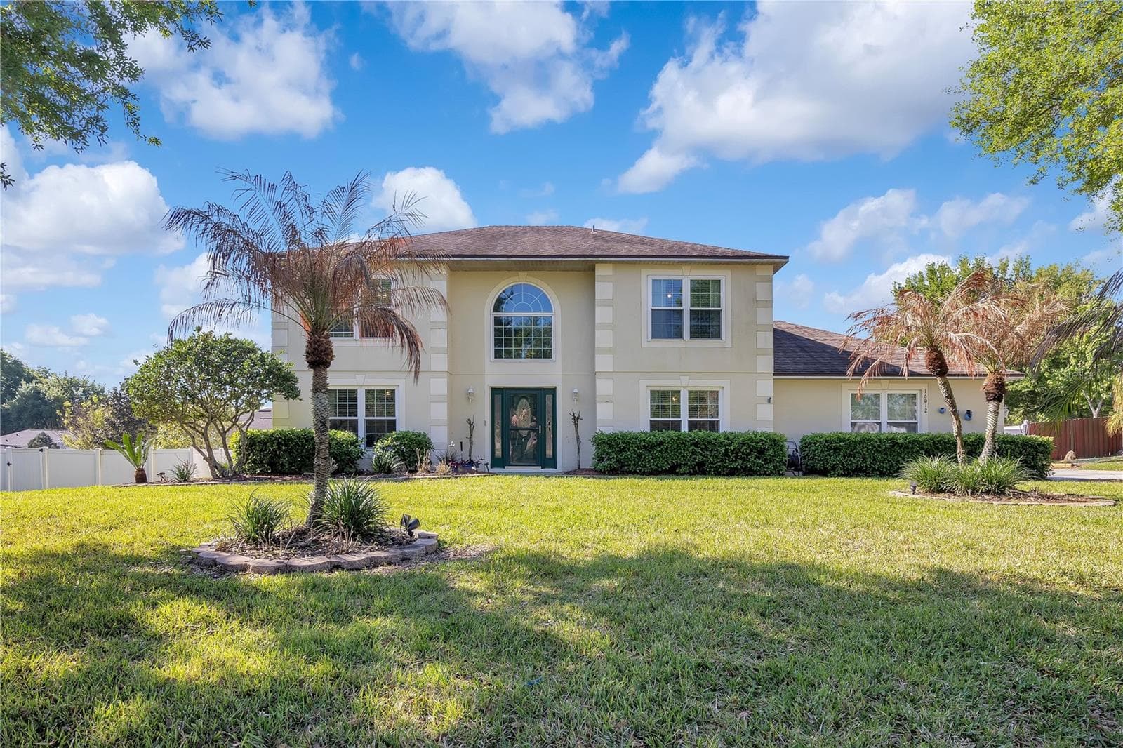 16012 HORIZON CT