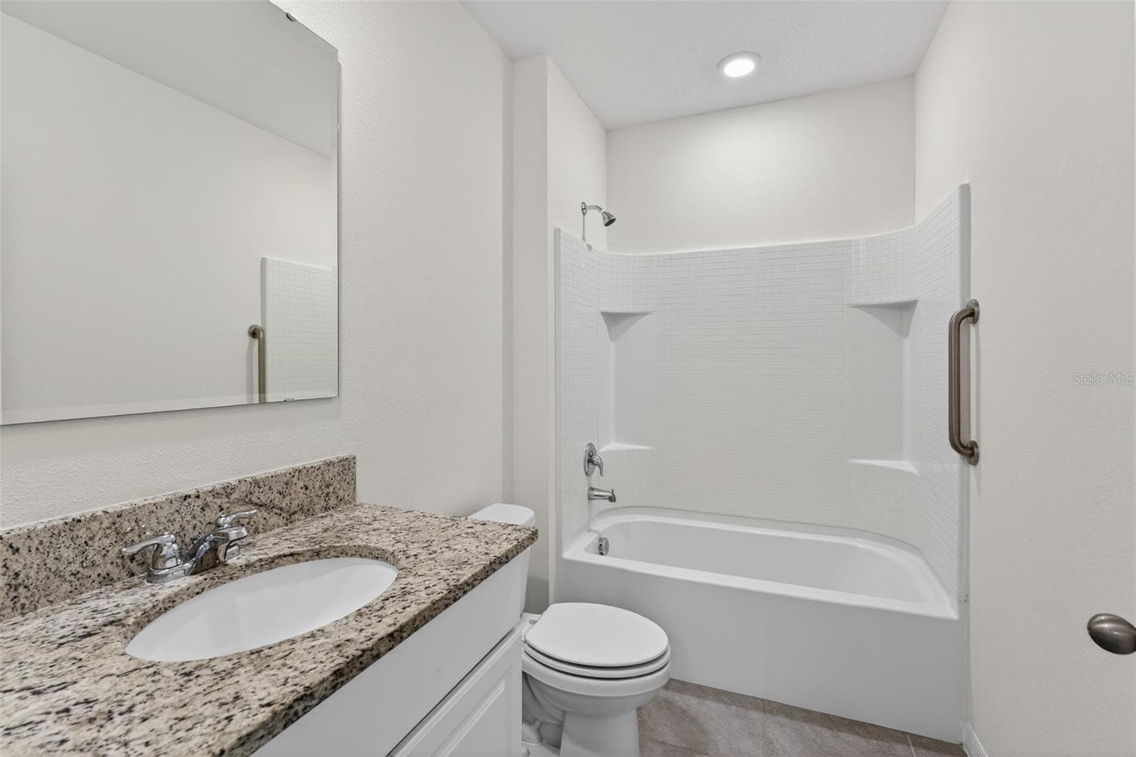 2nd bathroom - 1673 BARBERRY DR, KISSIMMEE