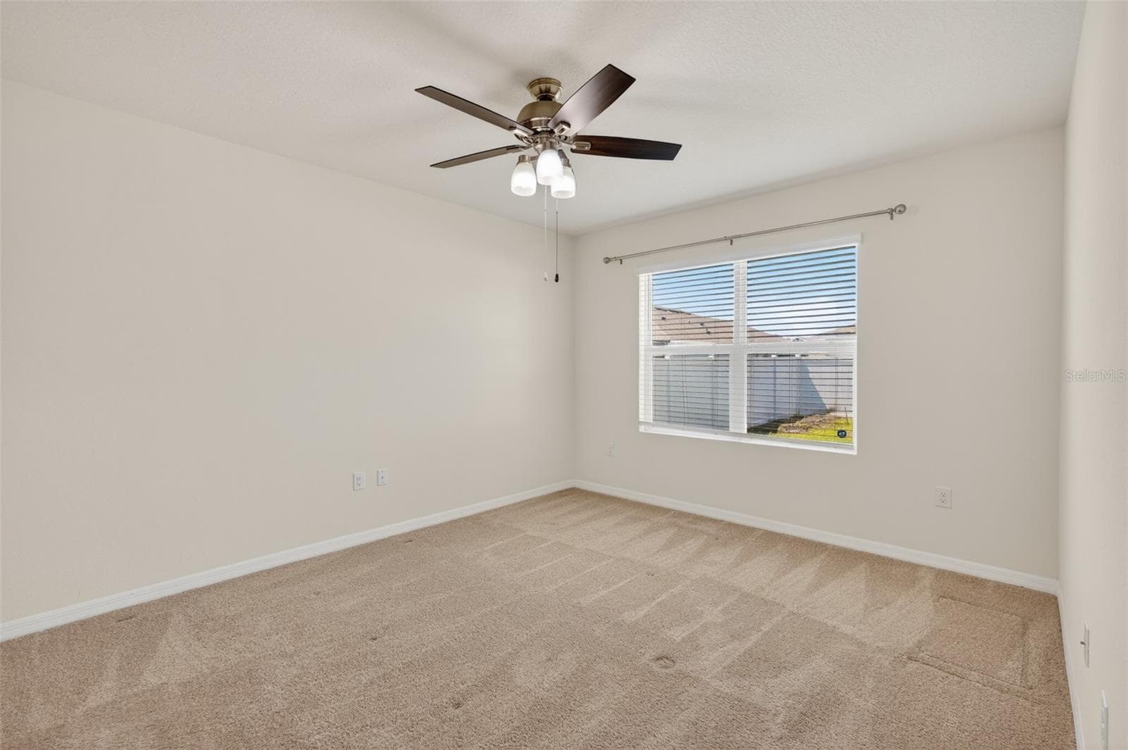 Single Family Residence at 1673 BARBERRY DR, KISSIMMEE, photo 27 of 46