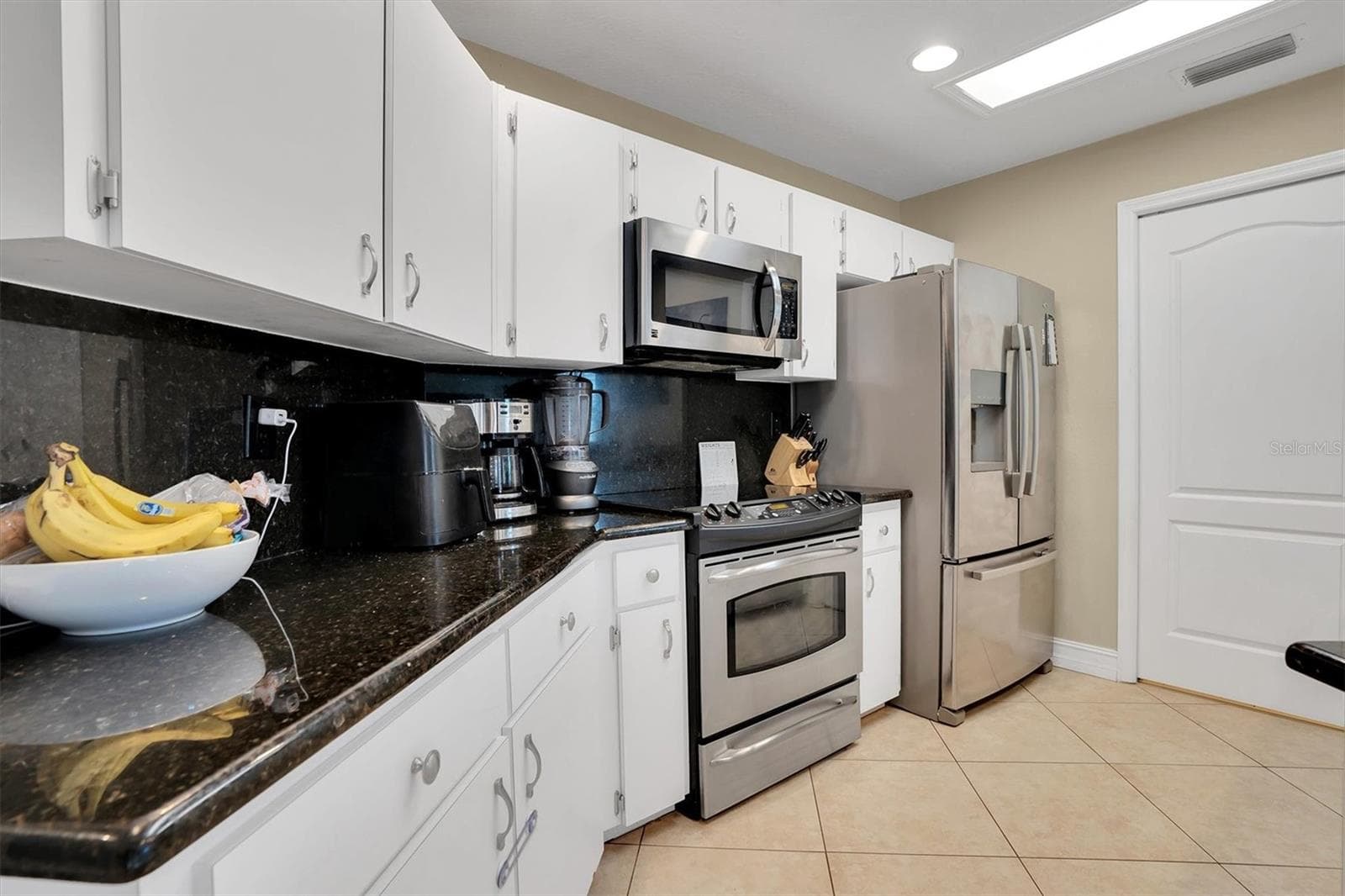 Single Family Residence at 906 LANDMARK CIR S, TIERRA VERDE, photo 13 of 47