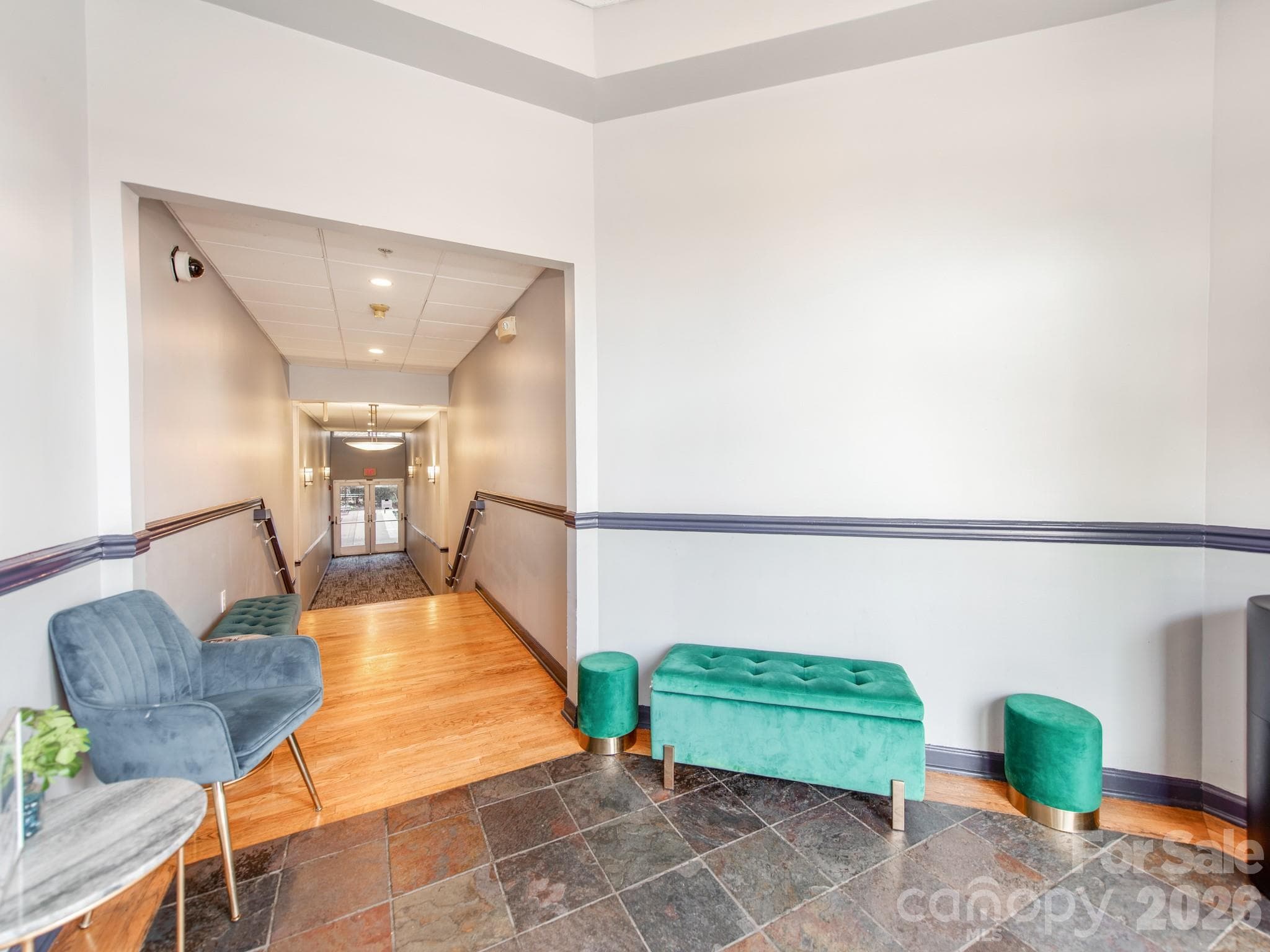 lobby - Charlotte