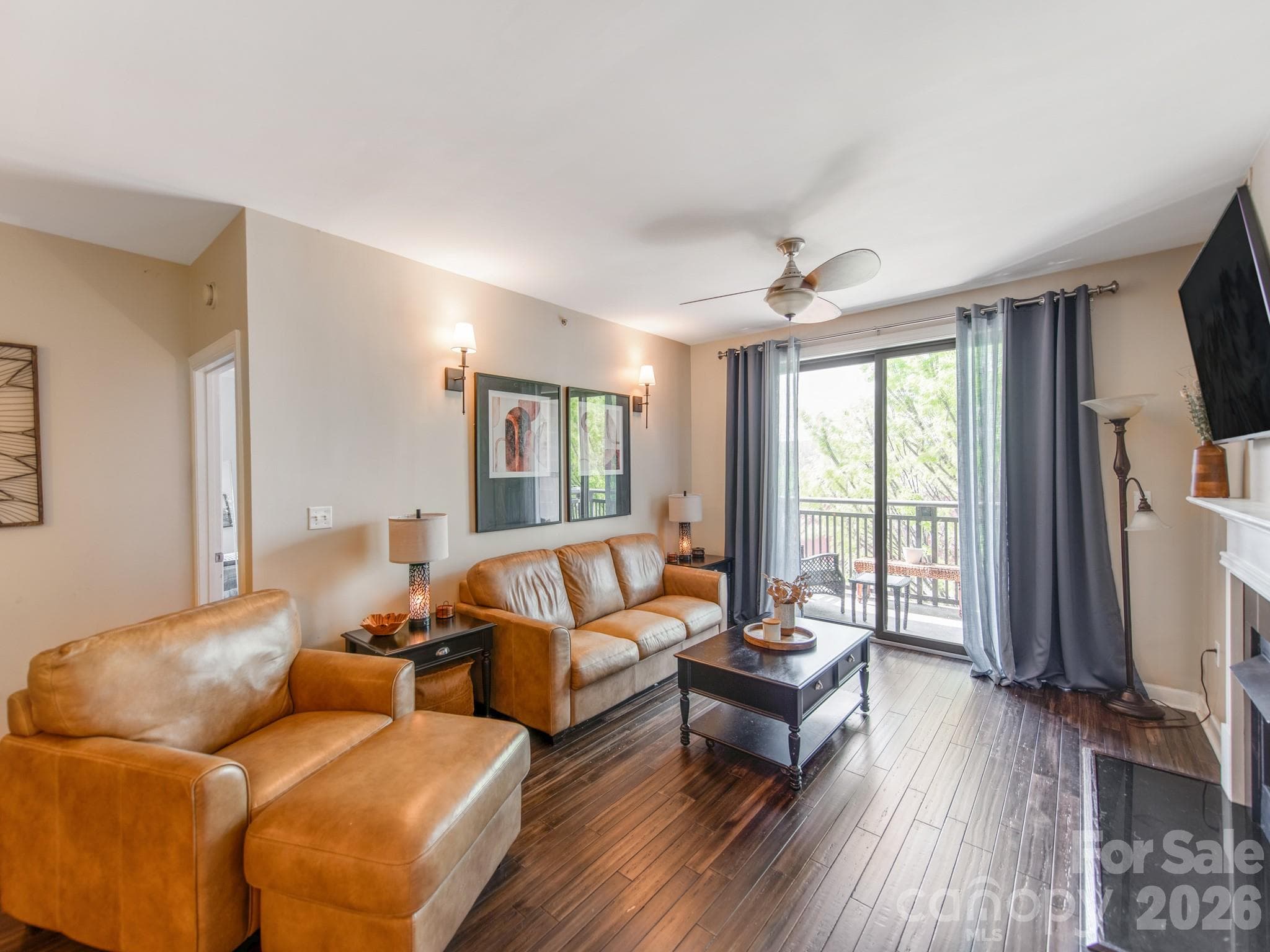 family room - Charlotte