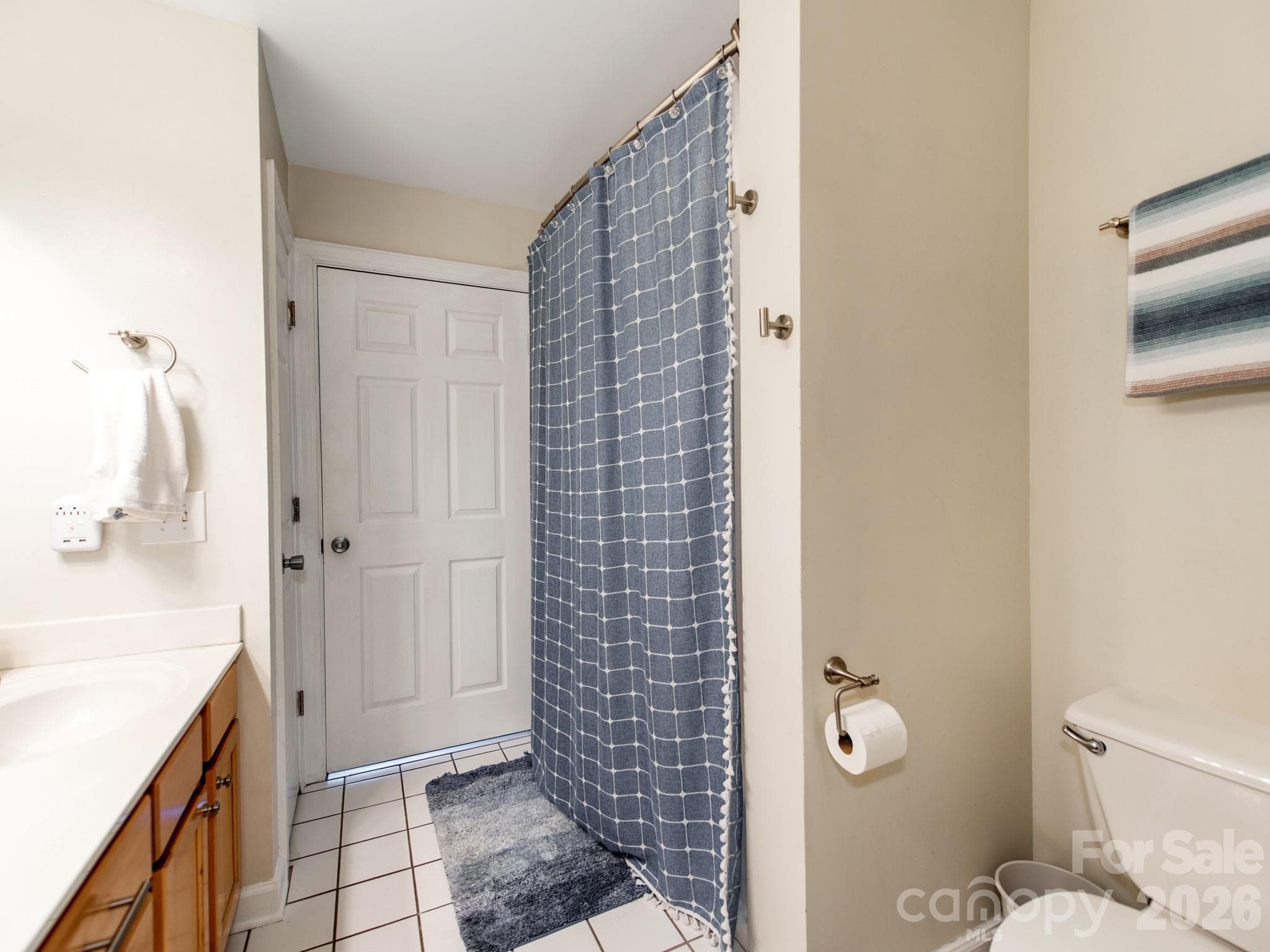 primary bath w/ shower area. - Charlotte